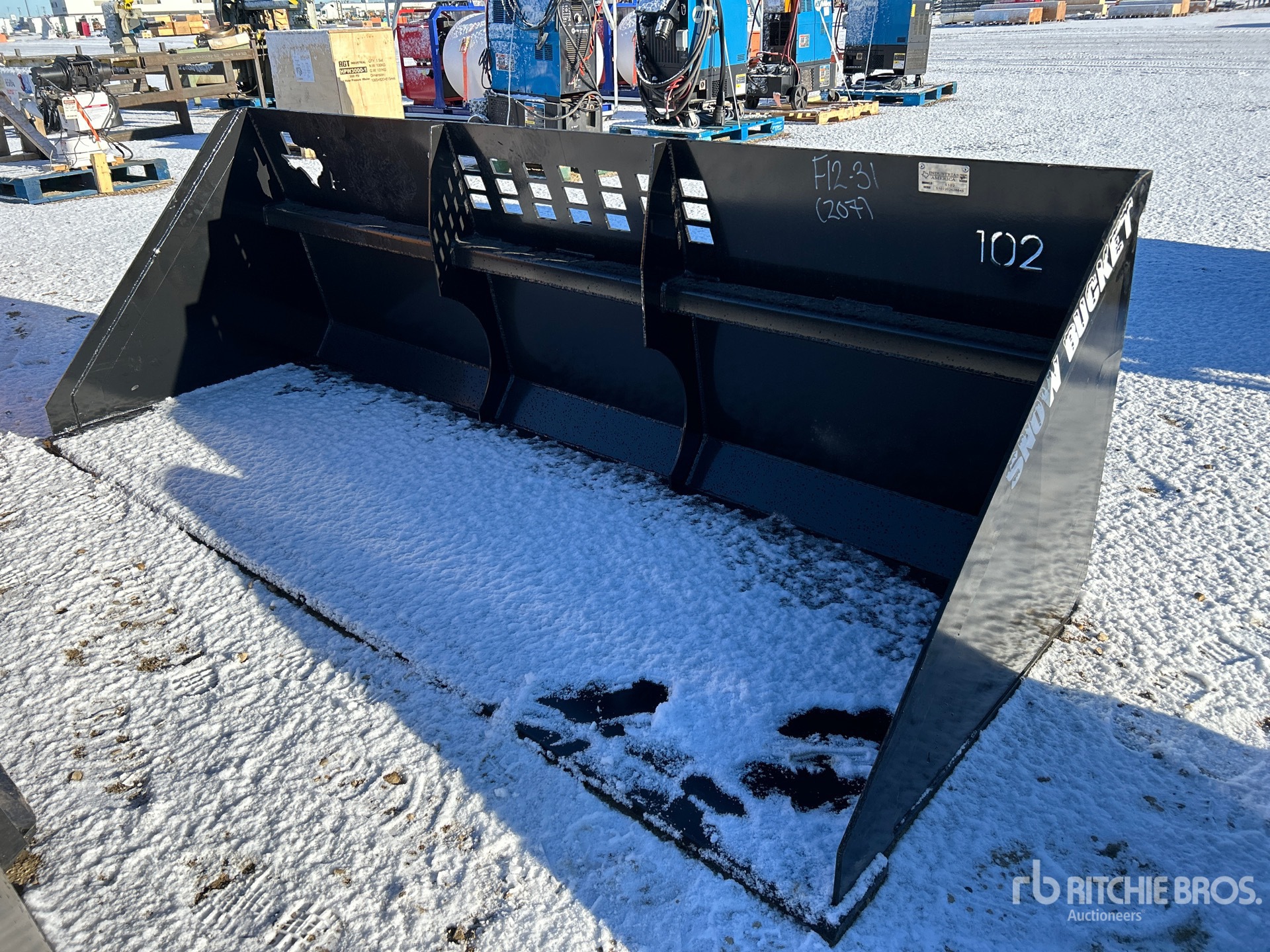 General Appearance with Bild, Ecke vorne links