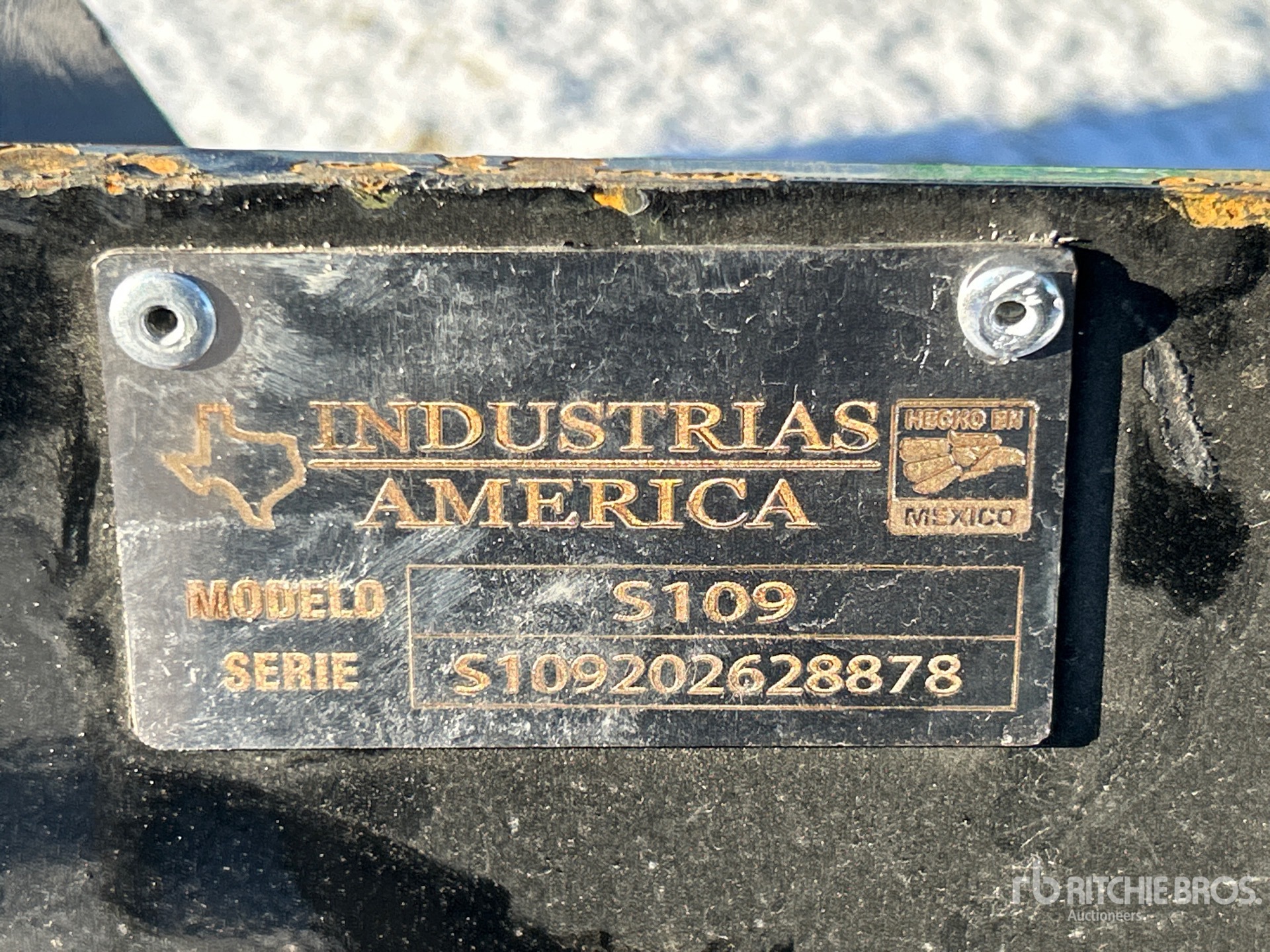 General Appearance with Seriennummer / FIN