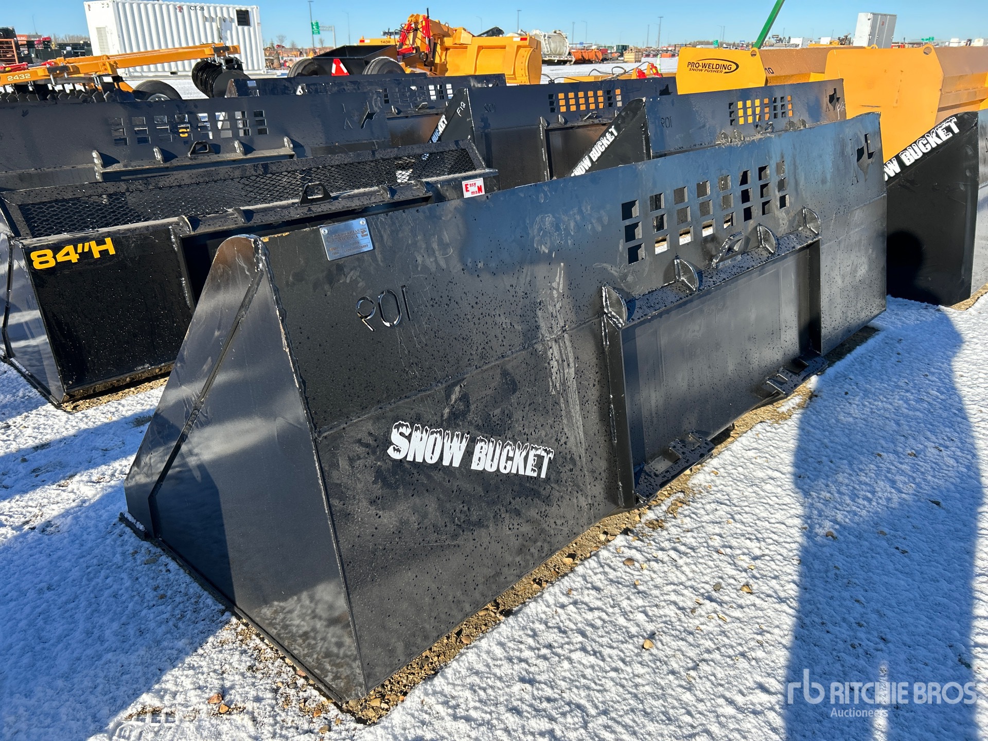 General Appearance with Bild, Ecke hinten links