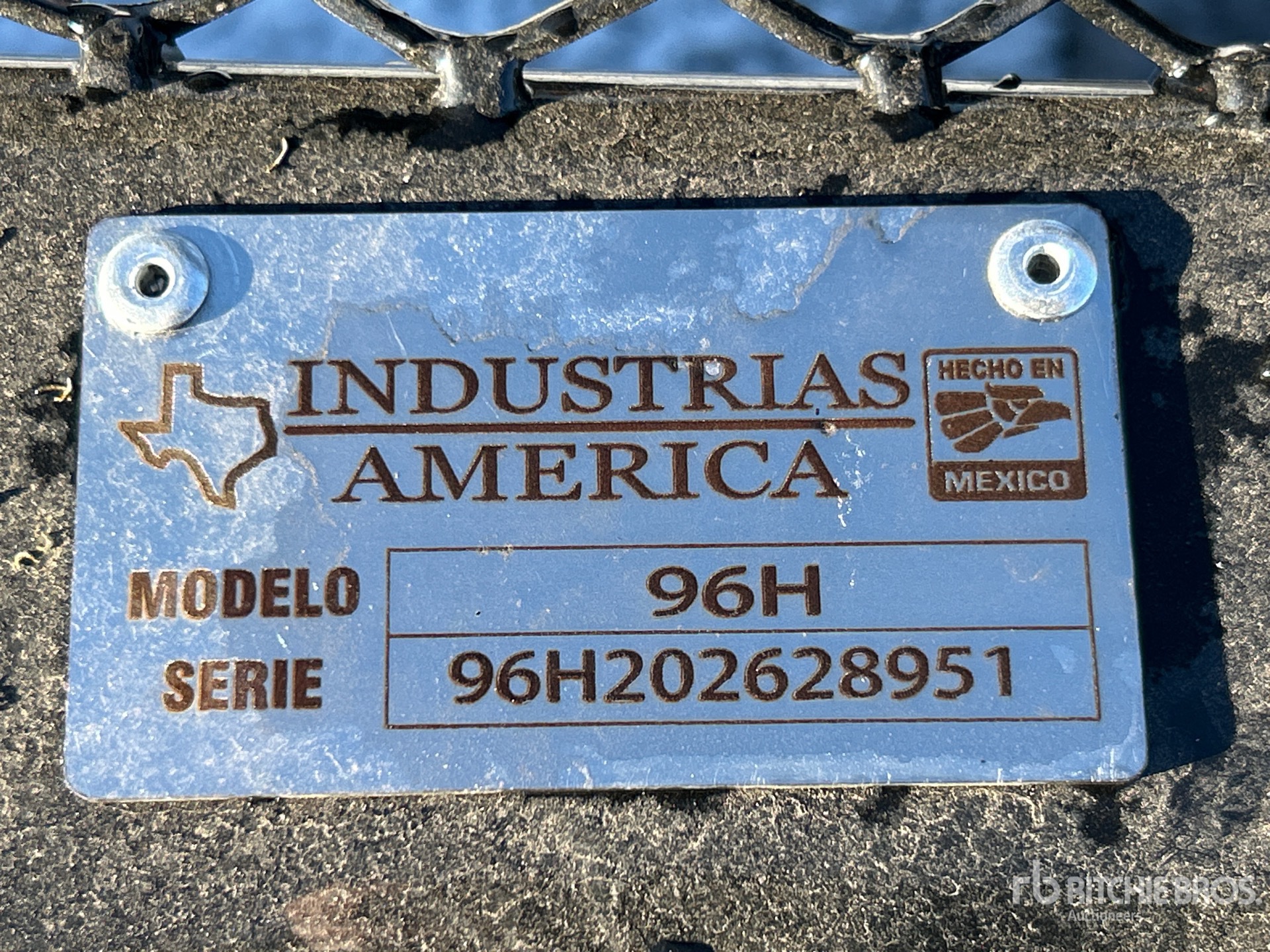 General Appearance with Seriennummer / FIN