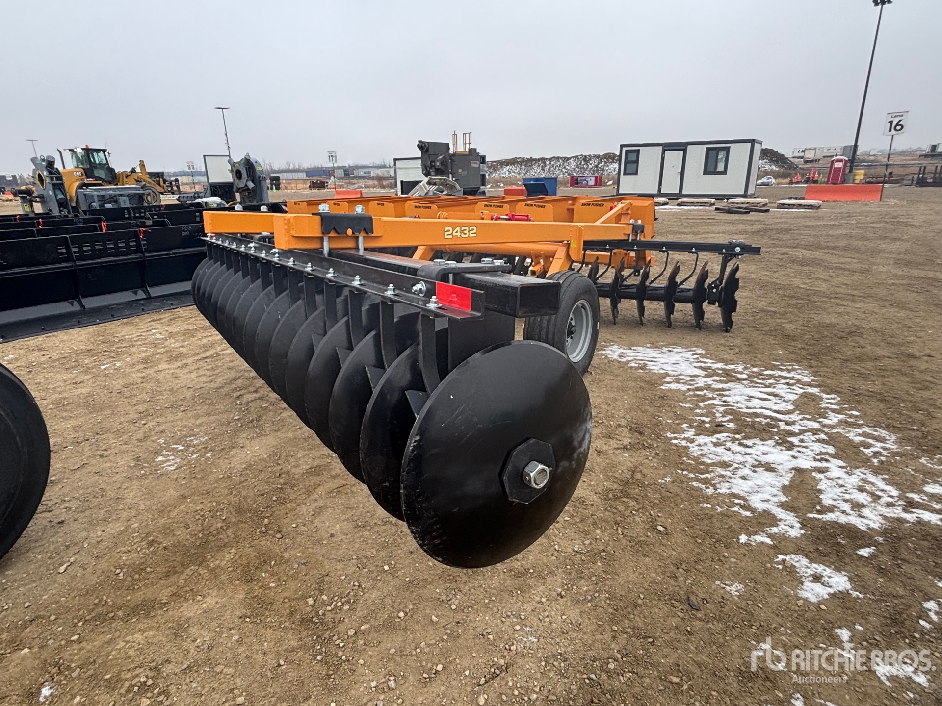 General Appearance with Foto, angolo anteriore sinistro