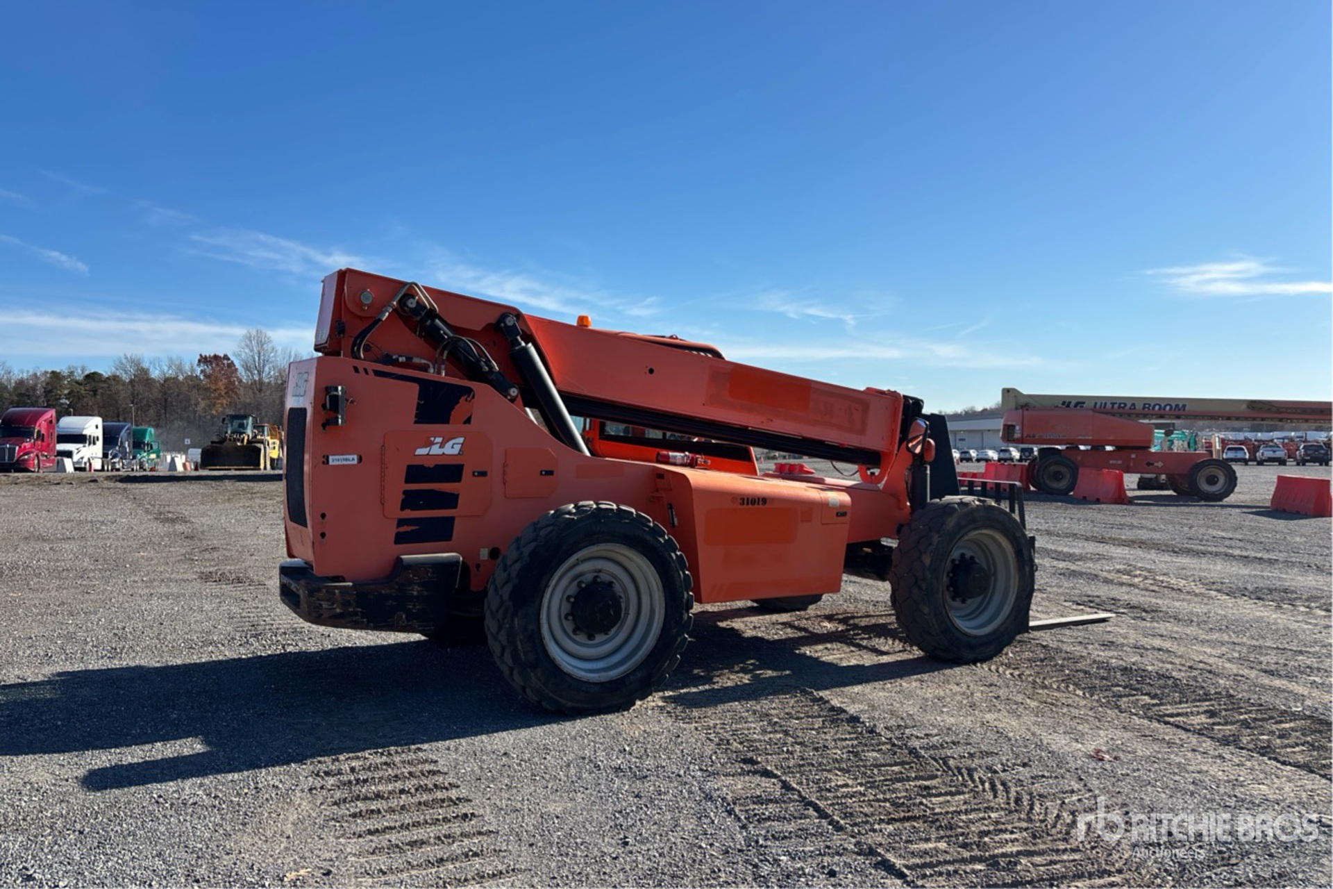 General Appearance with Bild, Ecke hinten rechts