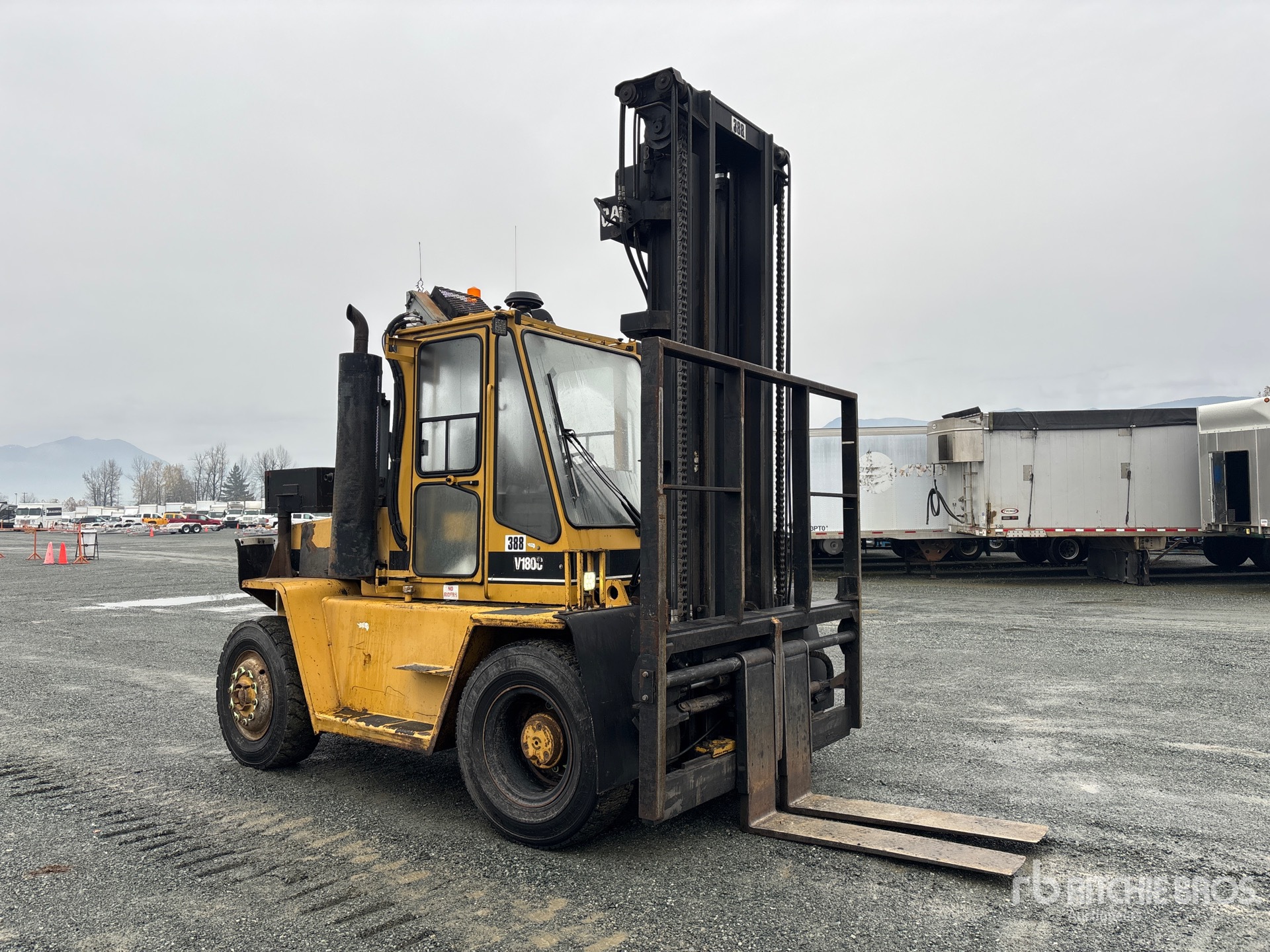 General Appearance with Foto, angolo anteriore destro