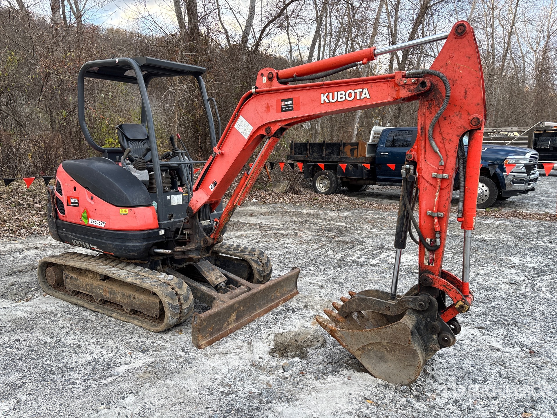 Aspect général with Image, coin avant droit