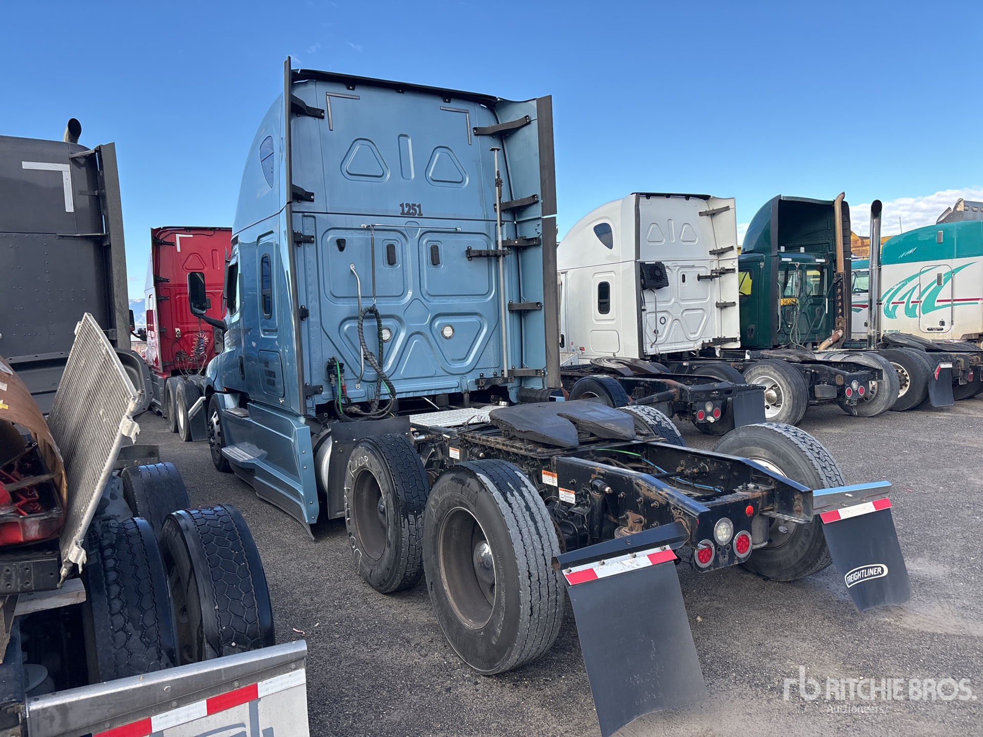 General Appearance with Picture, Left Rear Corner