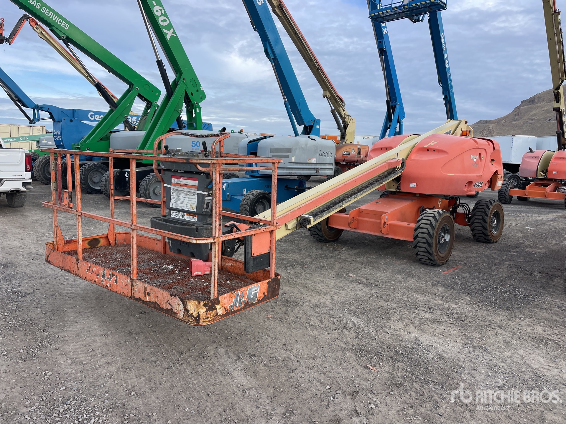 General Appearance with Picture, Left Front Corner