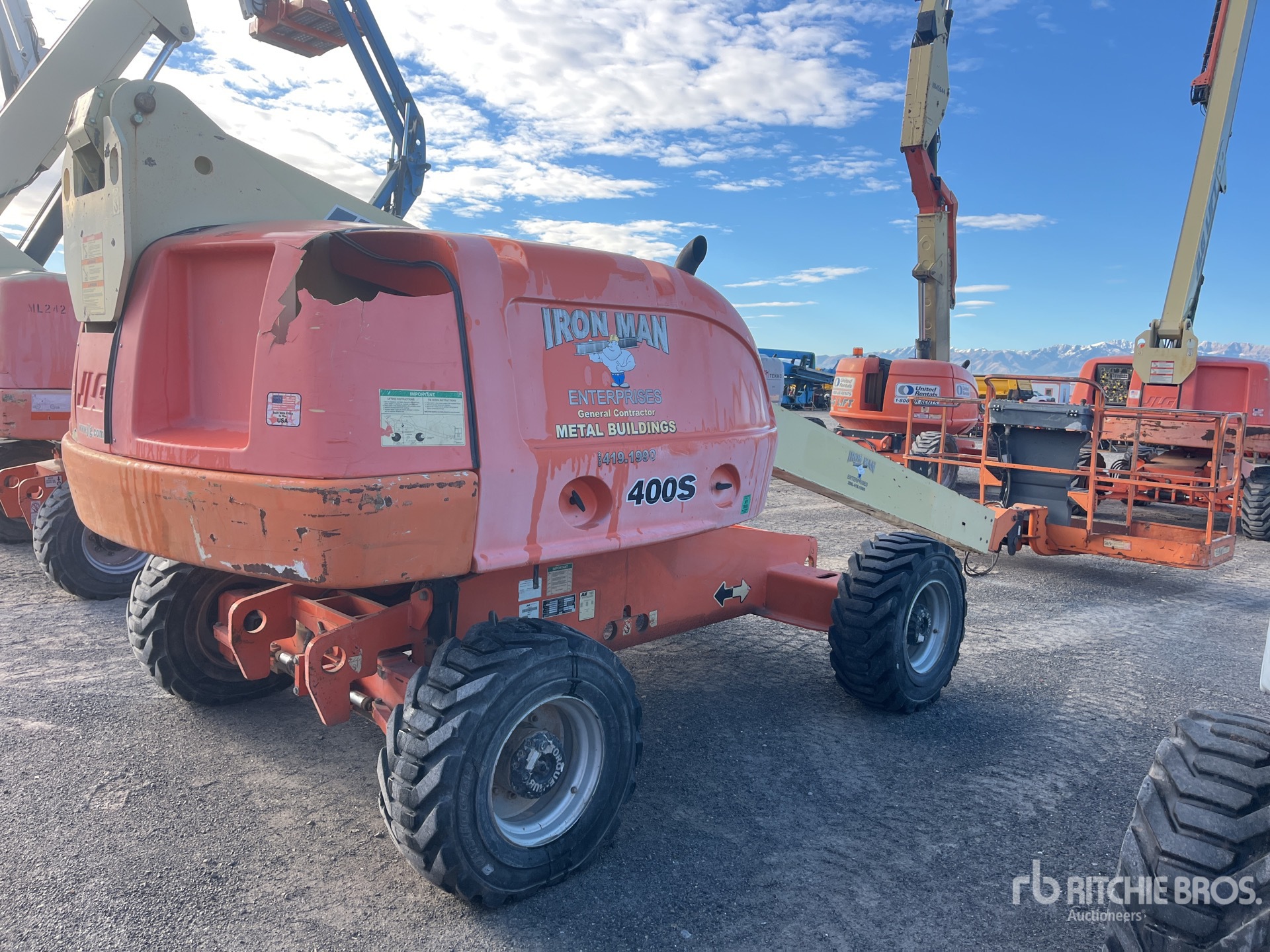 General Appearance with Picture, Right Rear Corner