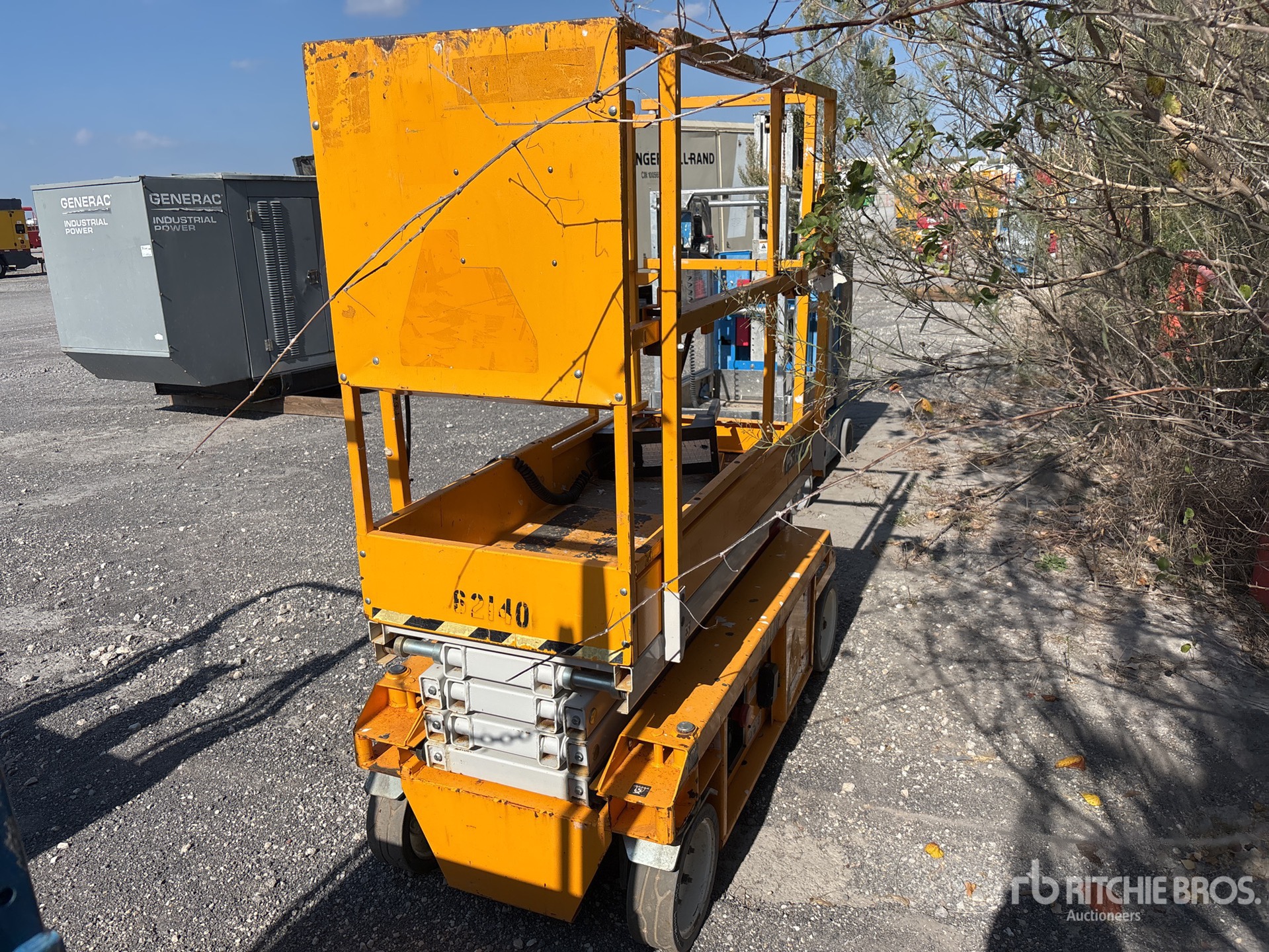 General Appearance with Imagen: esquina delantera izquierda