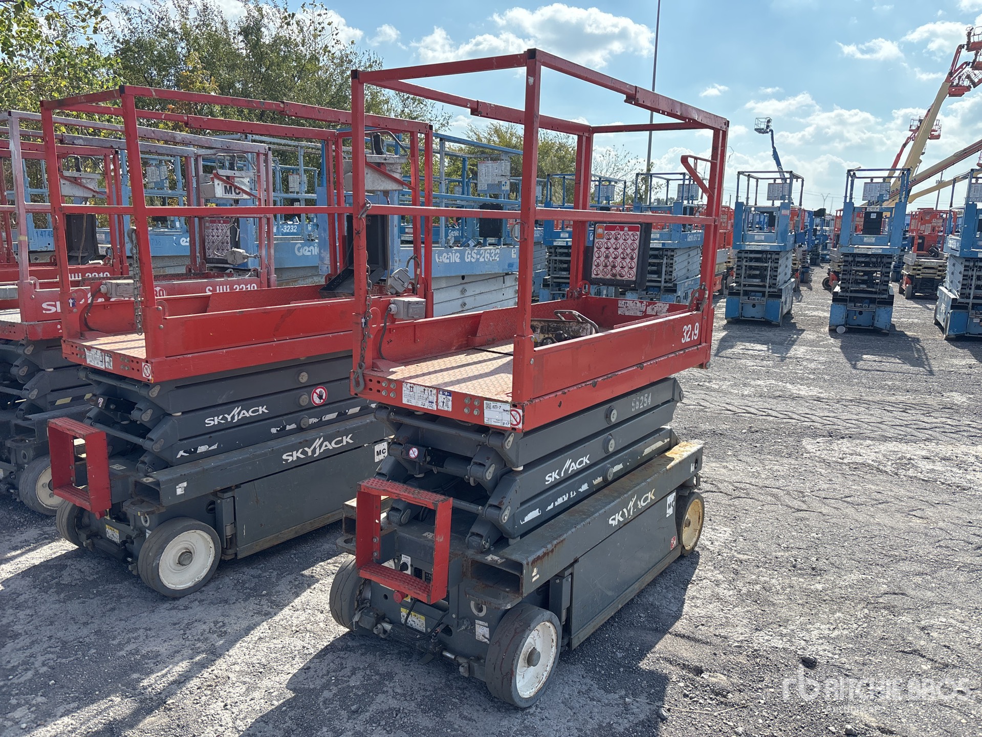 General Appearance with Imagen: esquina trasera derecha