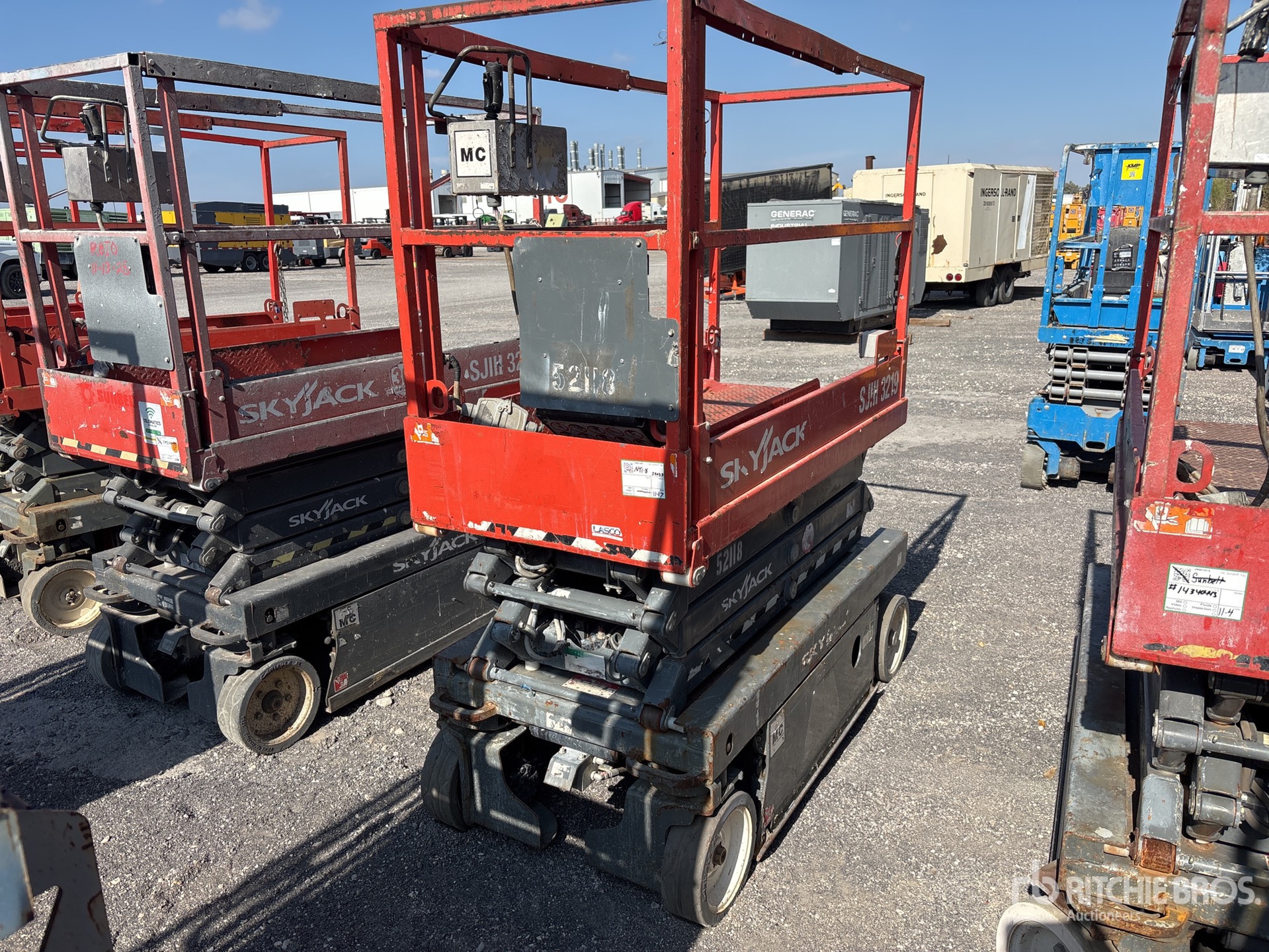 General Appearance with Featured Photo