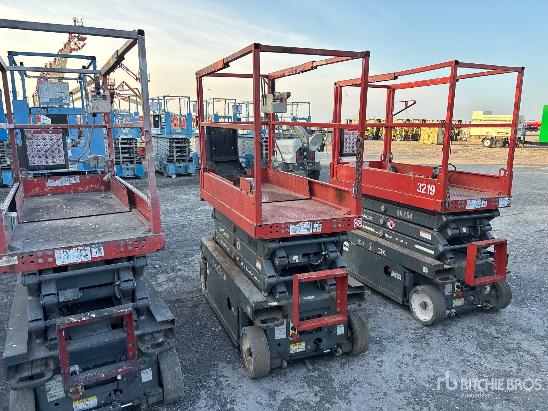 General Appearance with Imagen: esquina trasera izquierda