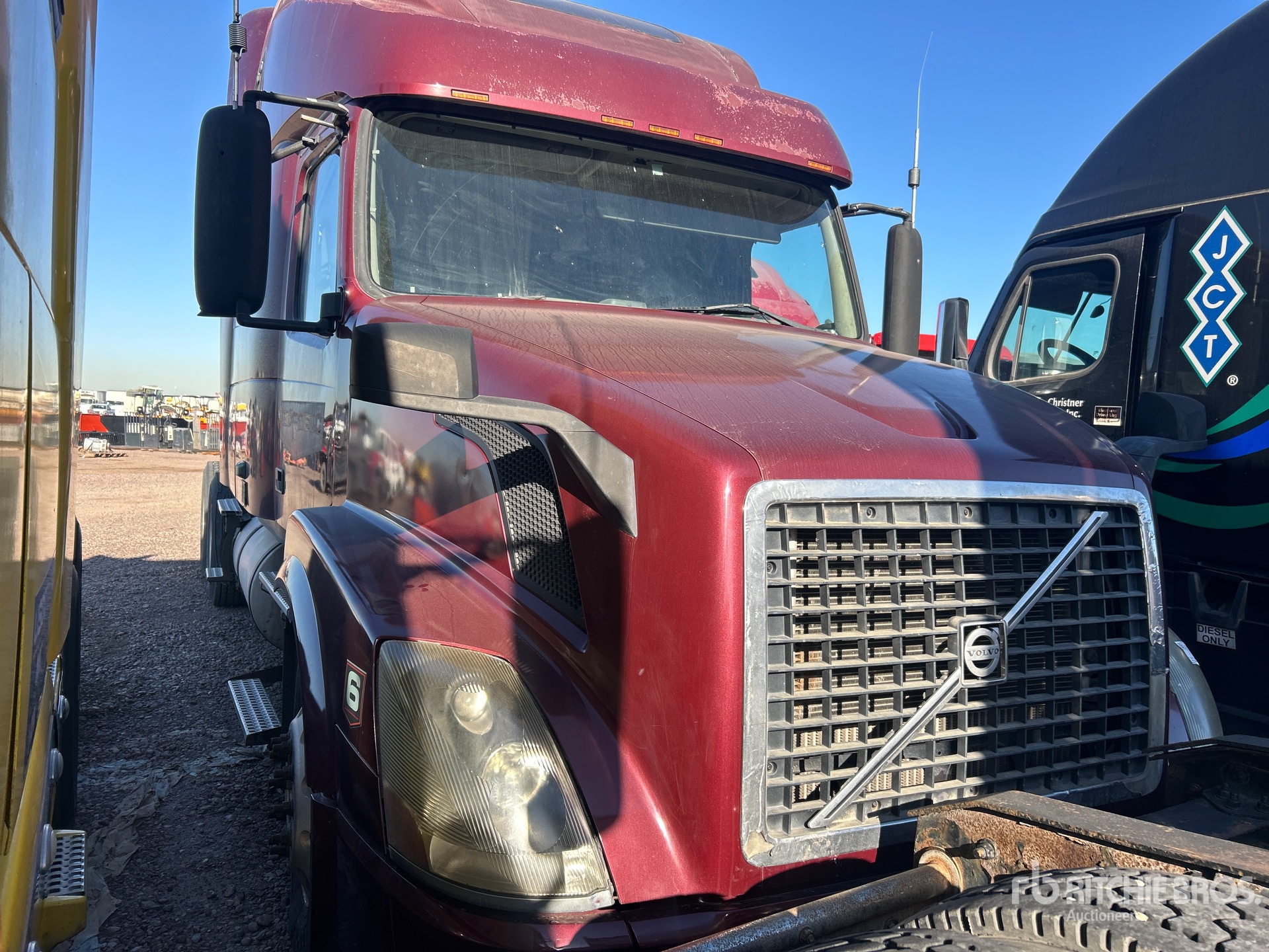 Aspect général with Image, coin avant droit