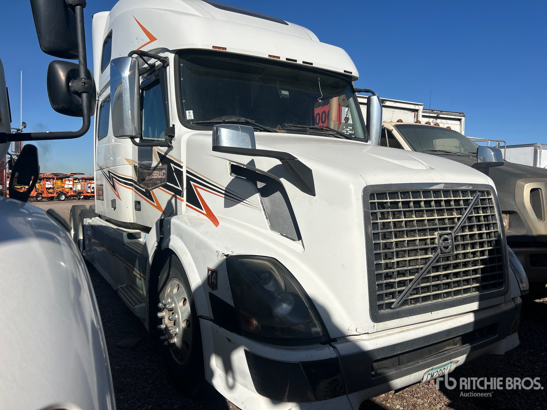 Aspect général with Image, coin avant droit