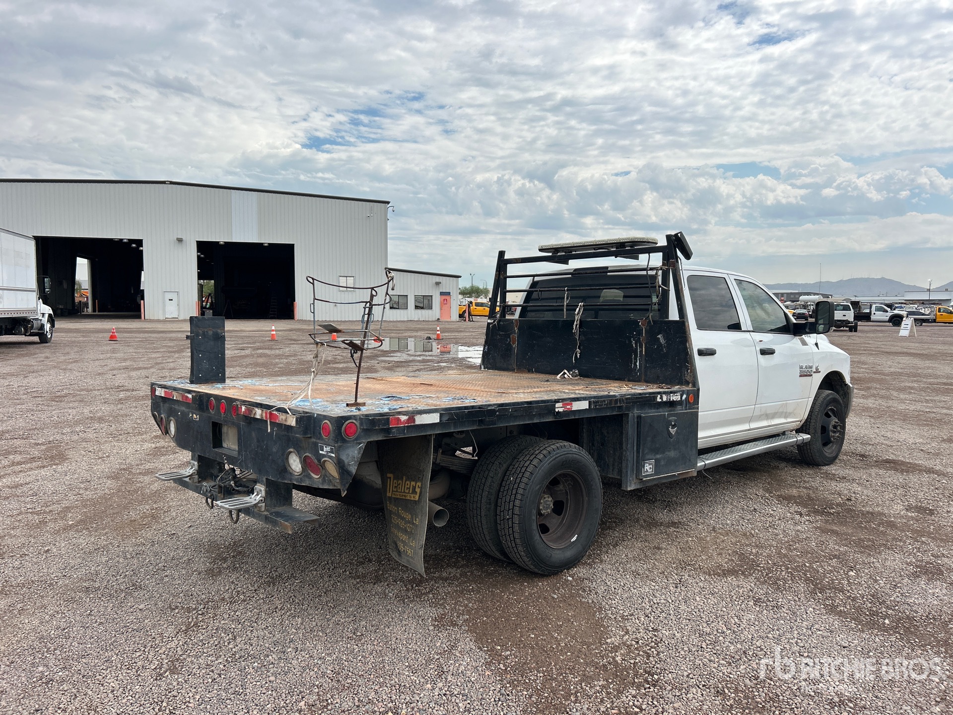 General Appearance with Image, coin arrière droit