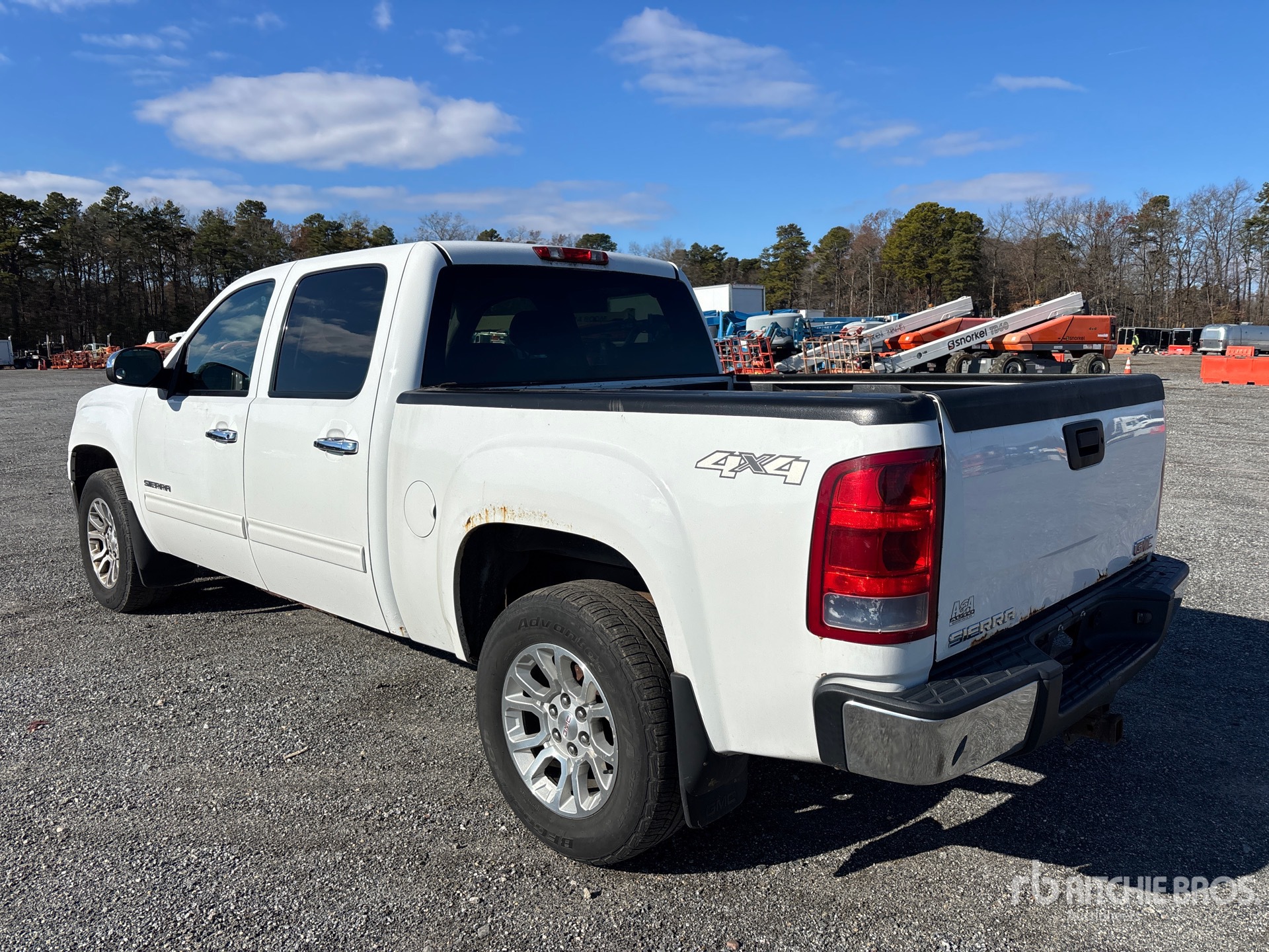 General Appearance with Imagen: esquina trasera izquierda