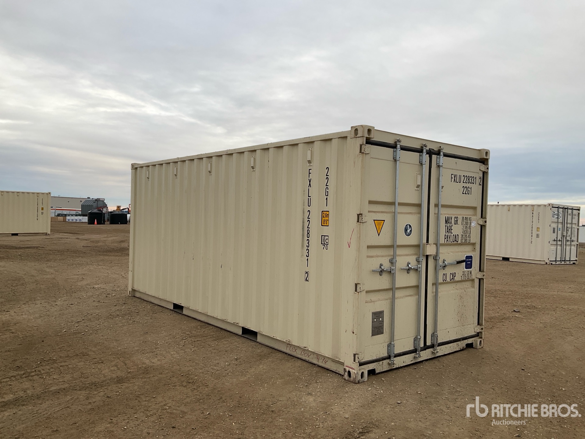 General Appearance with Bild, Ecke vorne rechts