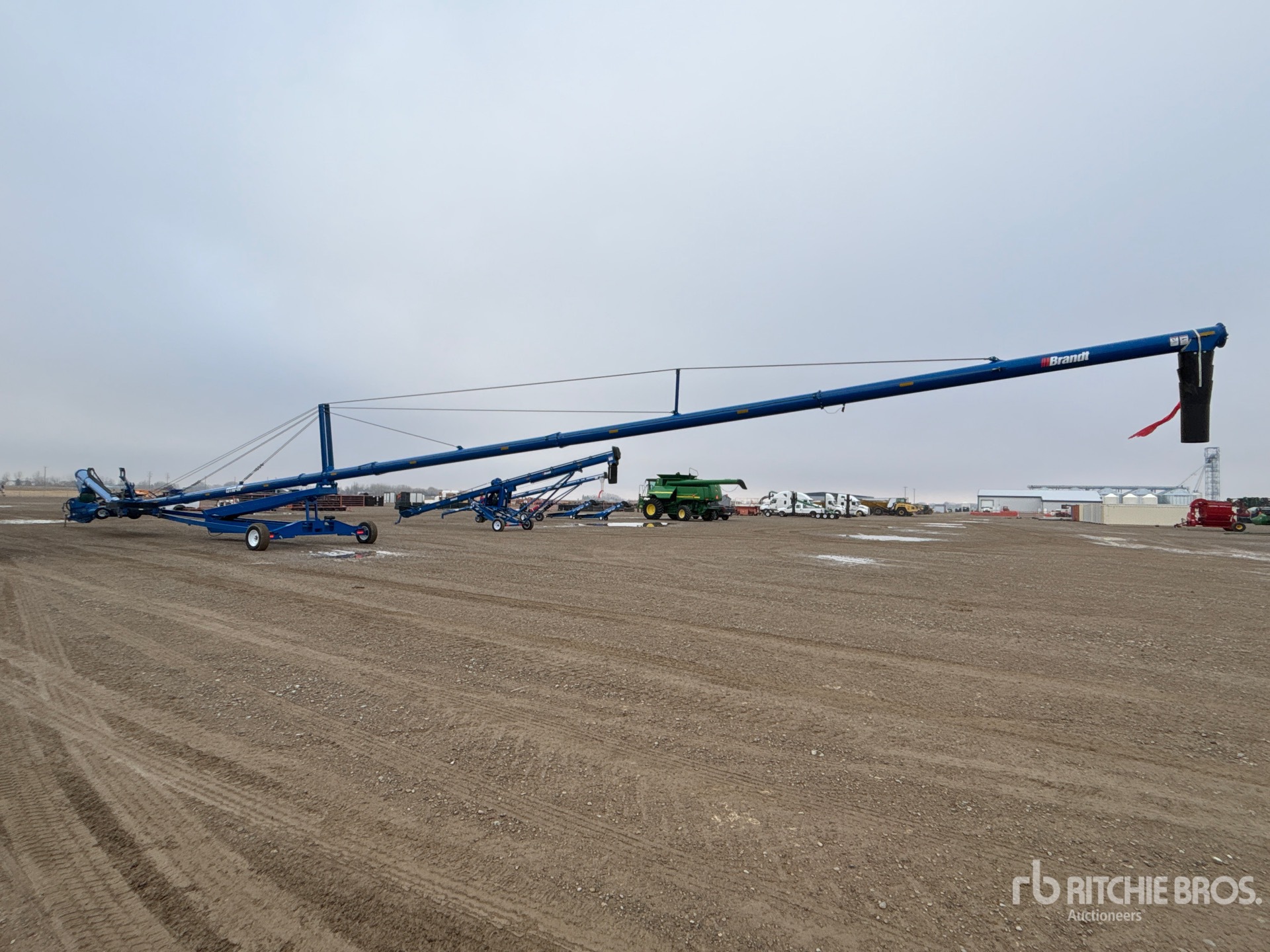 General Appearance with Foto, angolo posteriore sinistro