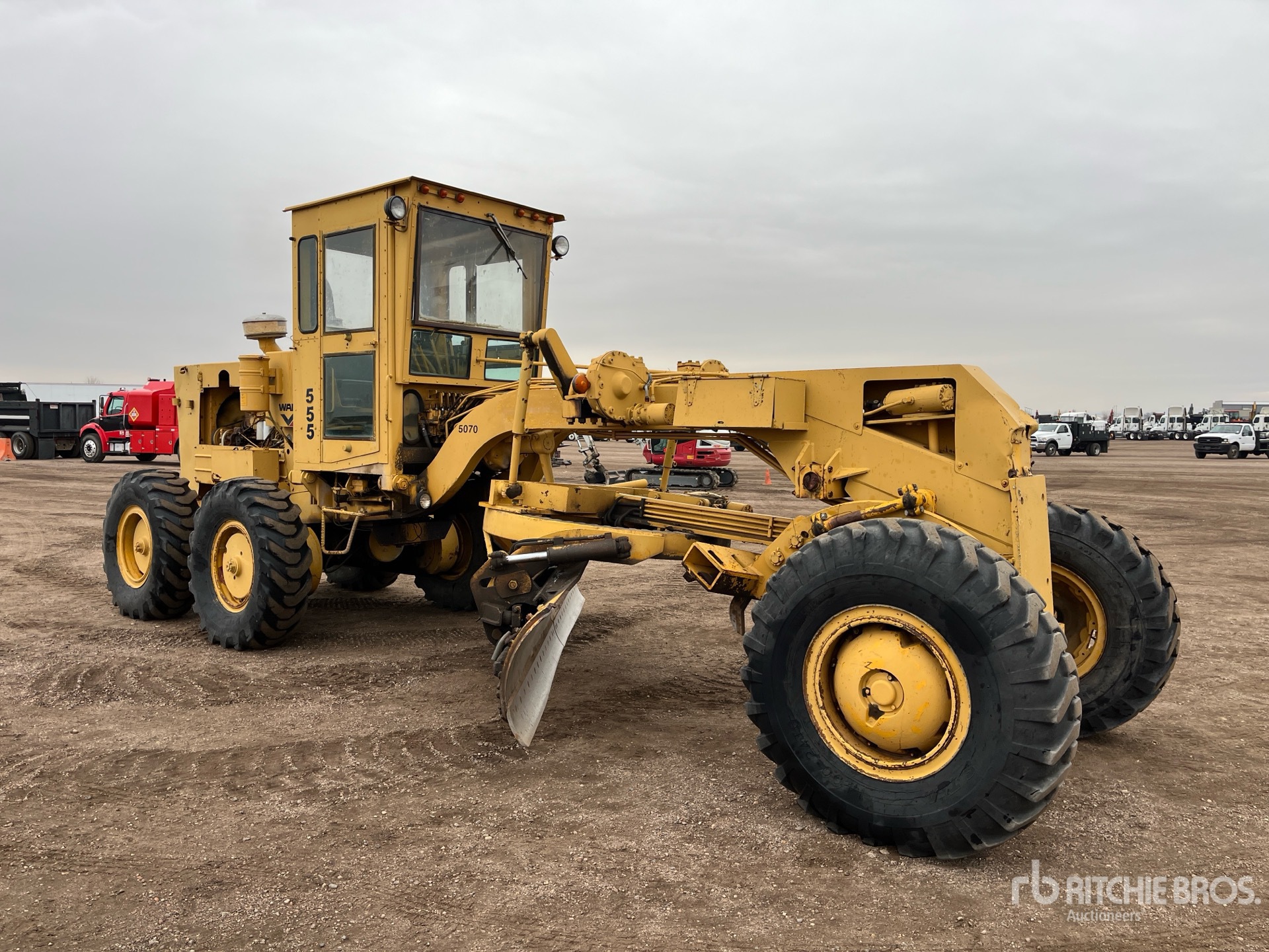 General Appearance with Imagen: esquina delantera derecha