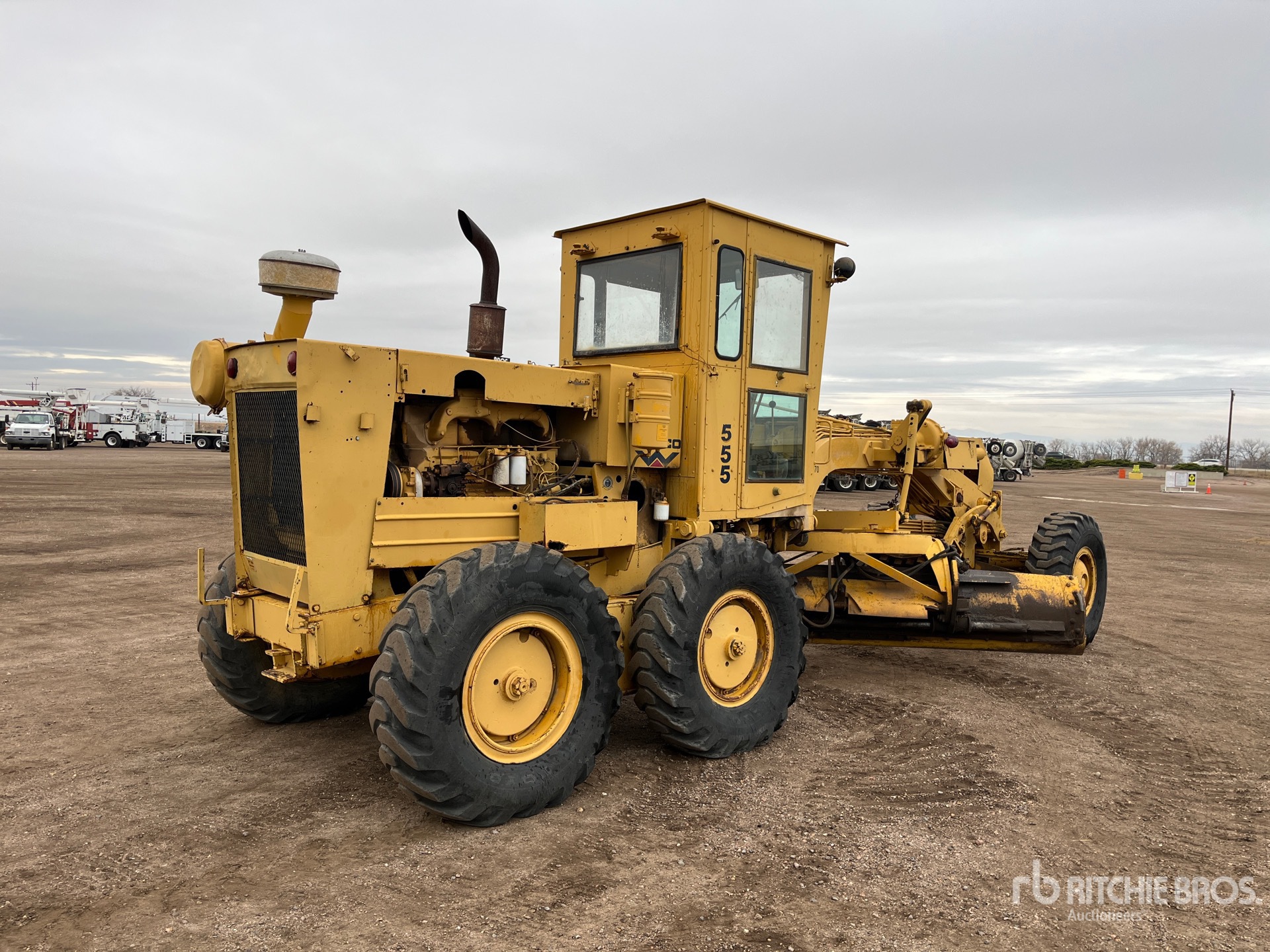 General Appearance with Imagen: esquina trasera derecha