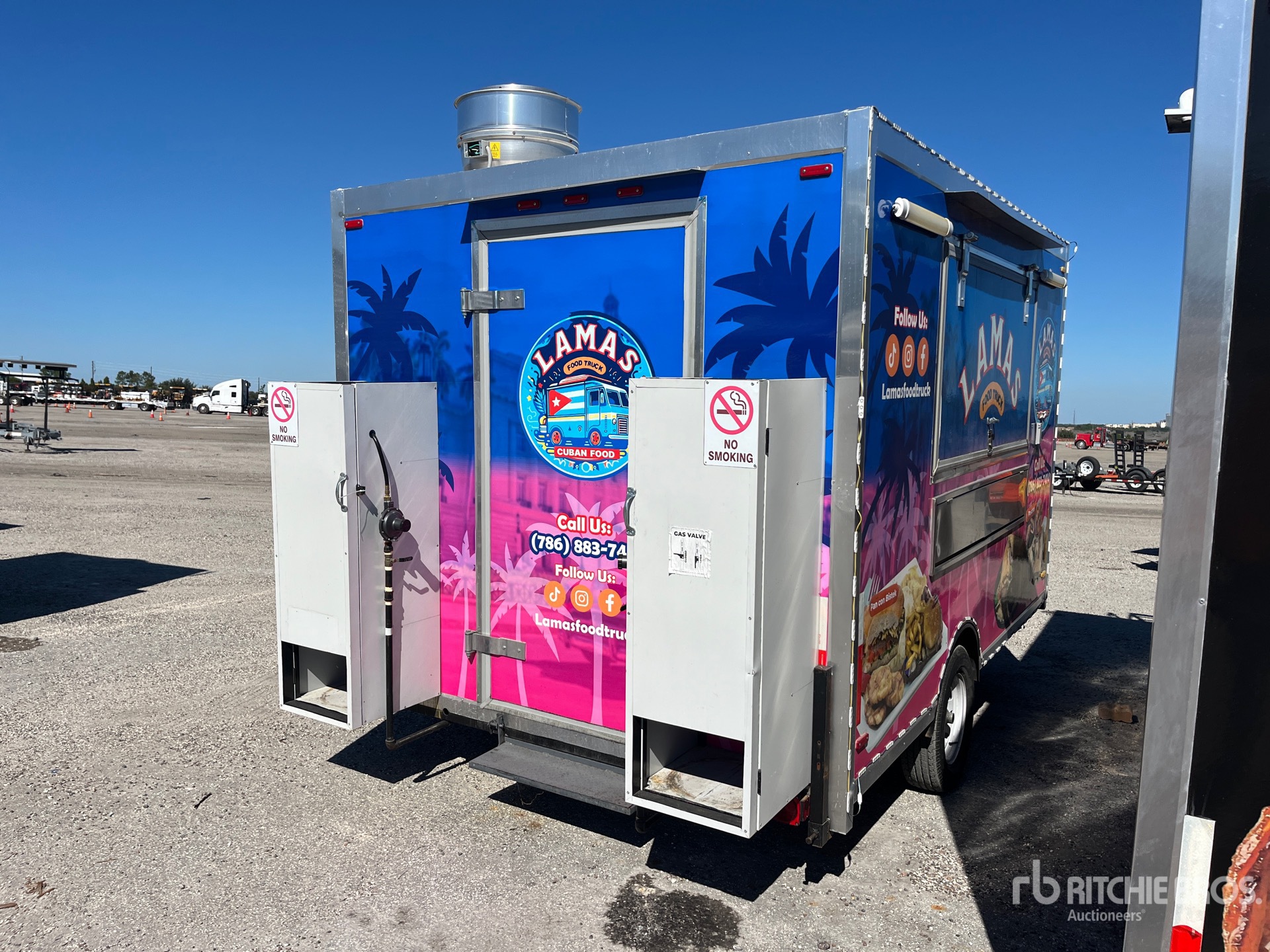 General Appearance with Image, coin arrière droit