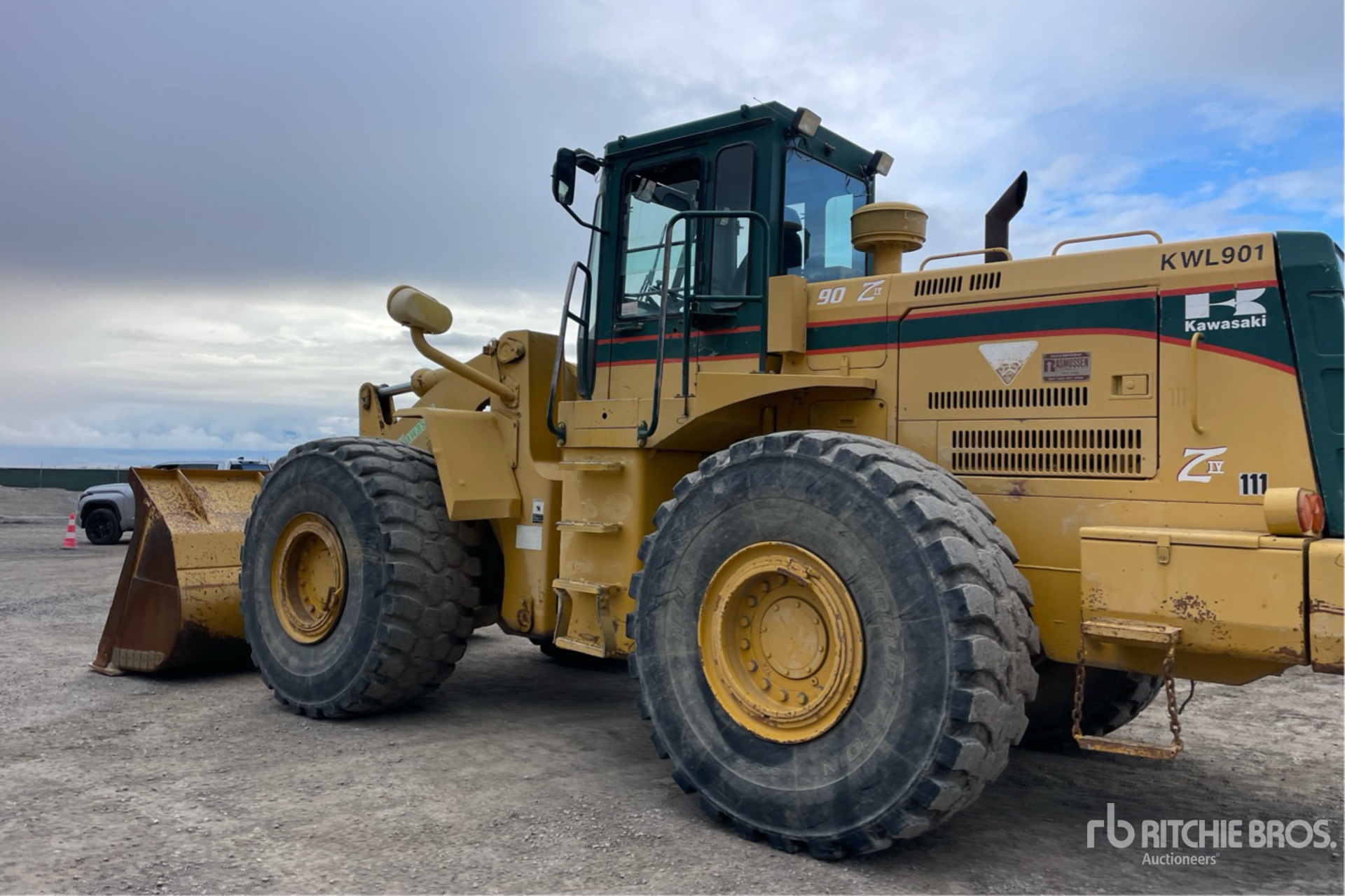 General Appearance with Imagen: esquina trasera izquierda