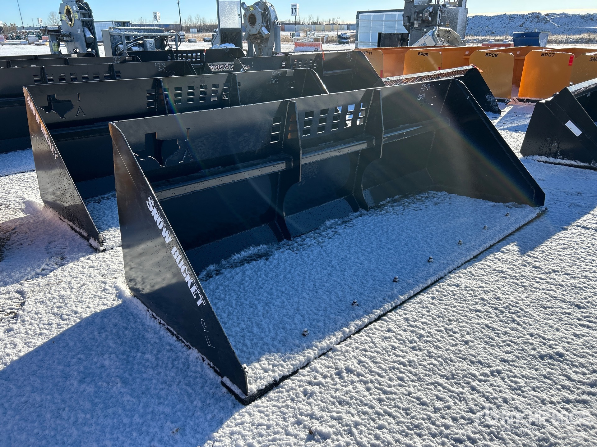 General Appearance with Bild, Ecke vorne rechts