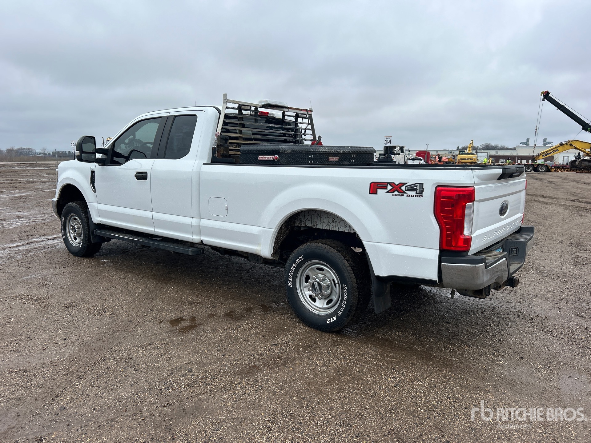 Aspect général with Image, coin arrière gauche