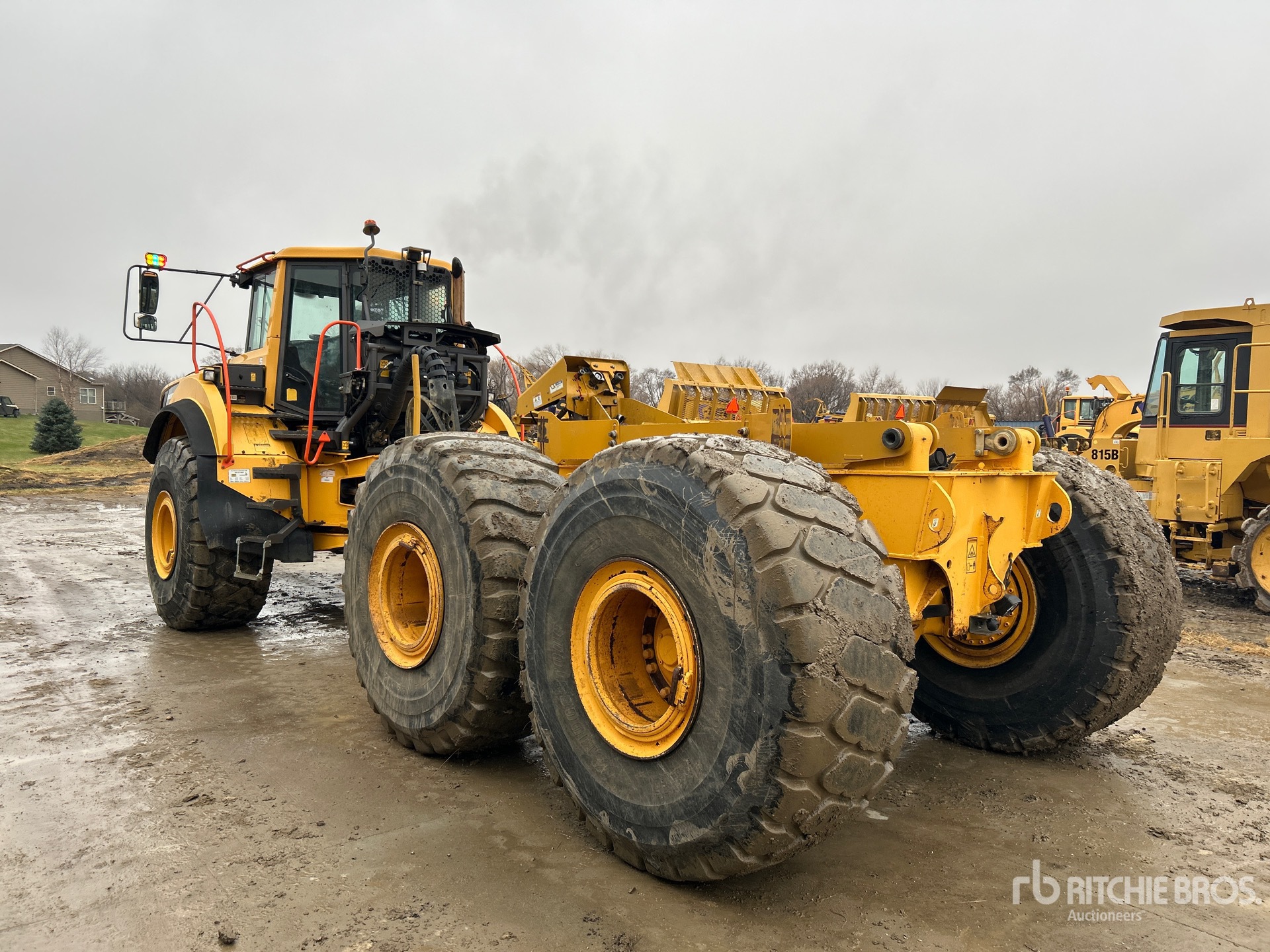 General Appearance with Bild, Ecke hinten links