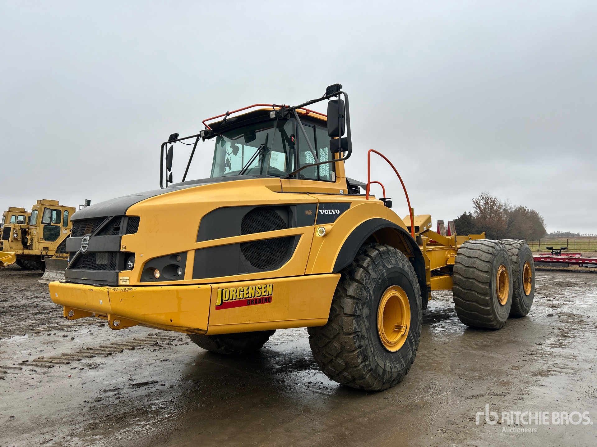 General Appearance with Bild, Ecke vorne links