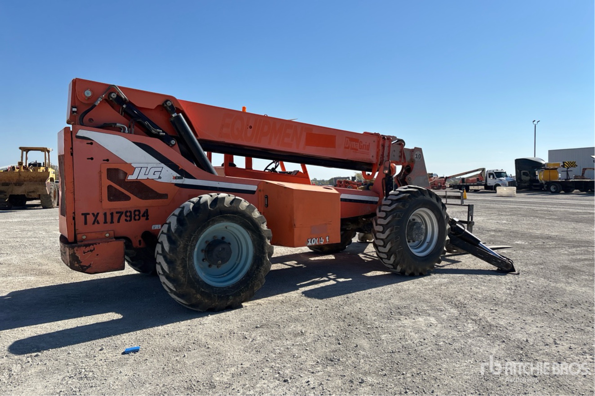 General Appearance with Imagen: esquina trasera derecha