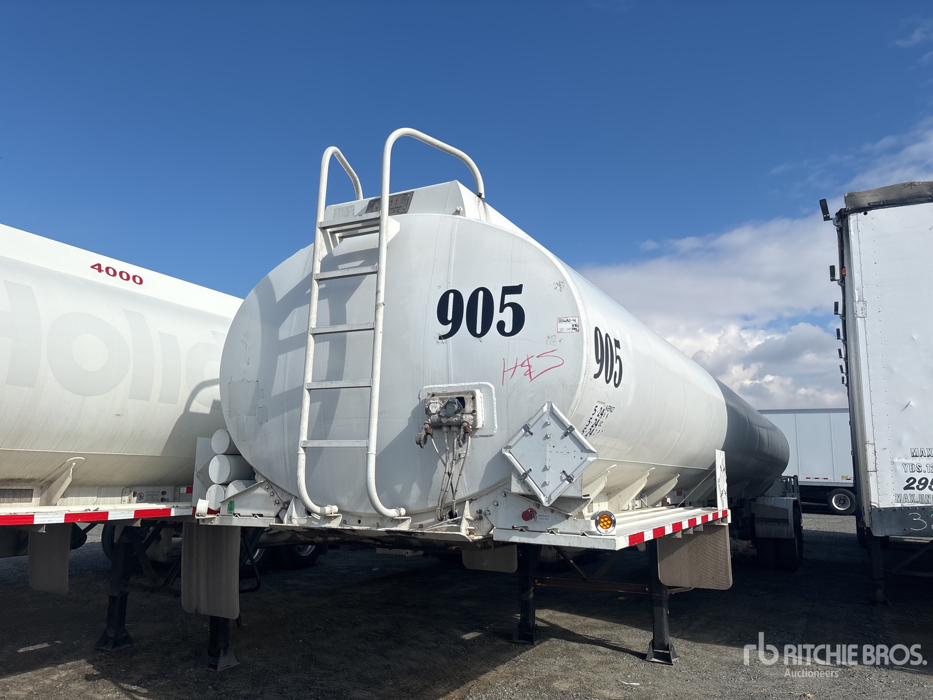 General Appearance with Image, coin avant gauche