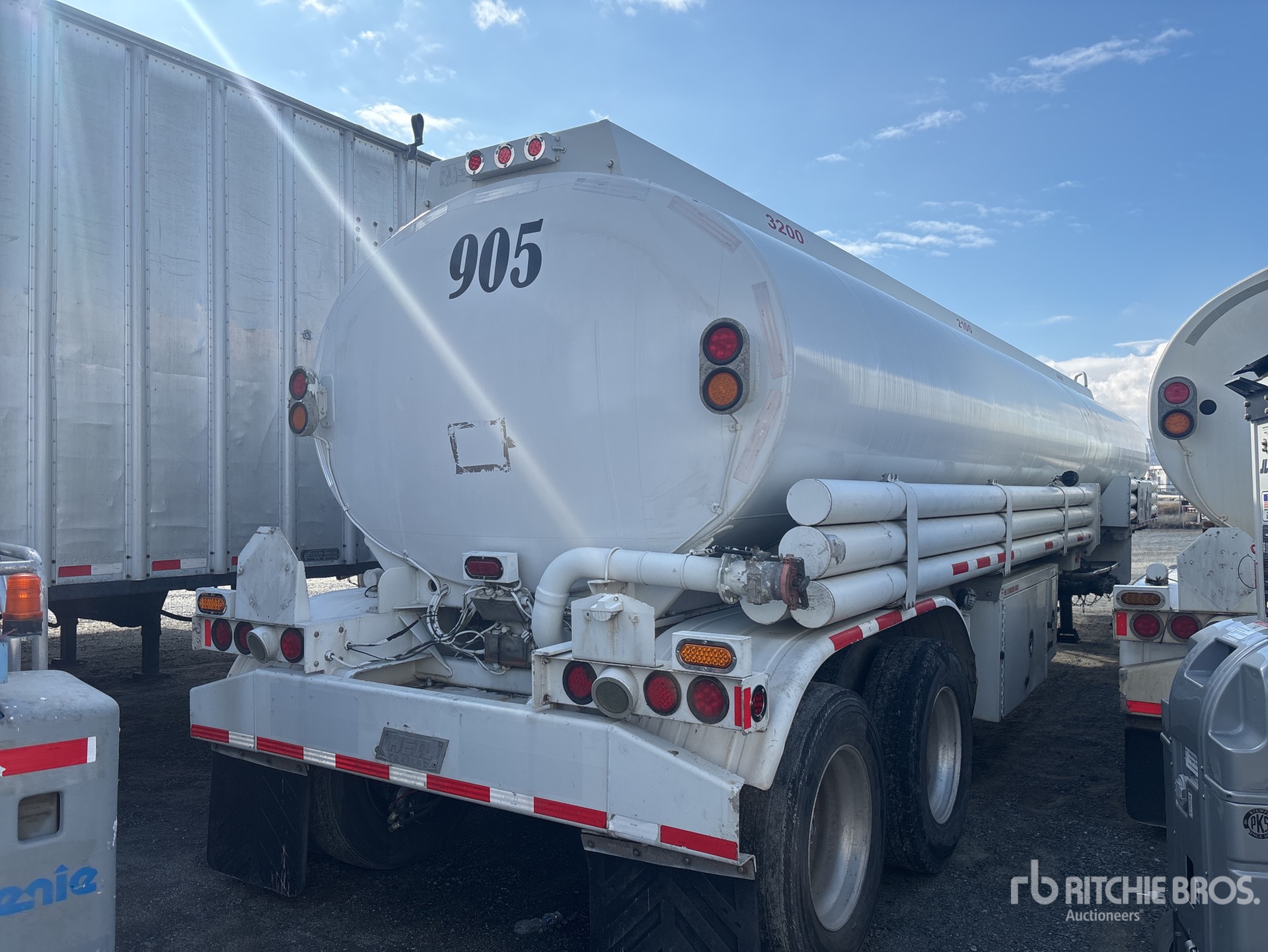 General Appearance with Image, coin arrière droit