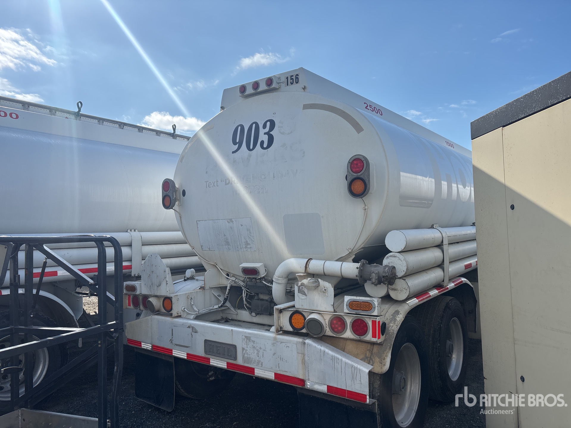 General Appearance with Imagen: esquina trasera derecha