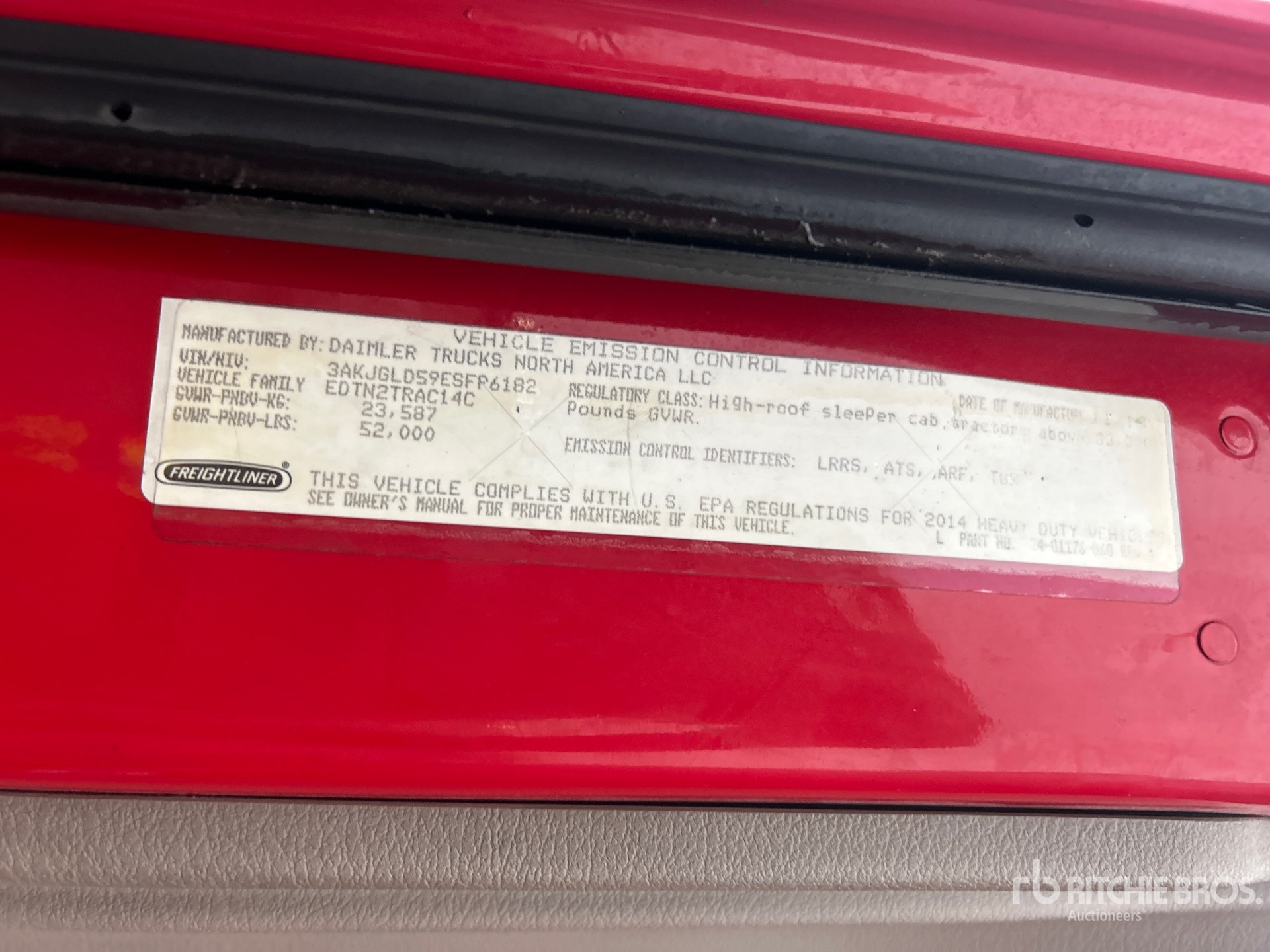 General Appearance with Numéro de série/Numéro d'identification du véhicule automobile