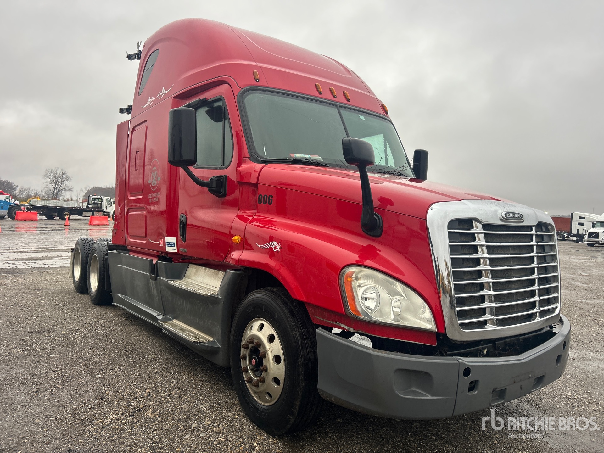 General Appearance with Picture, Right Front Corner