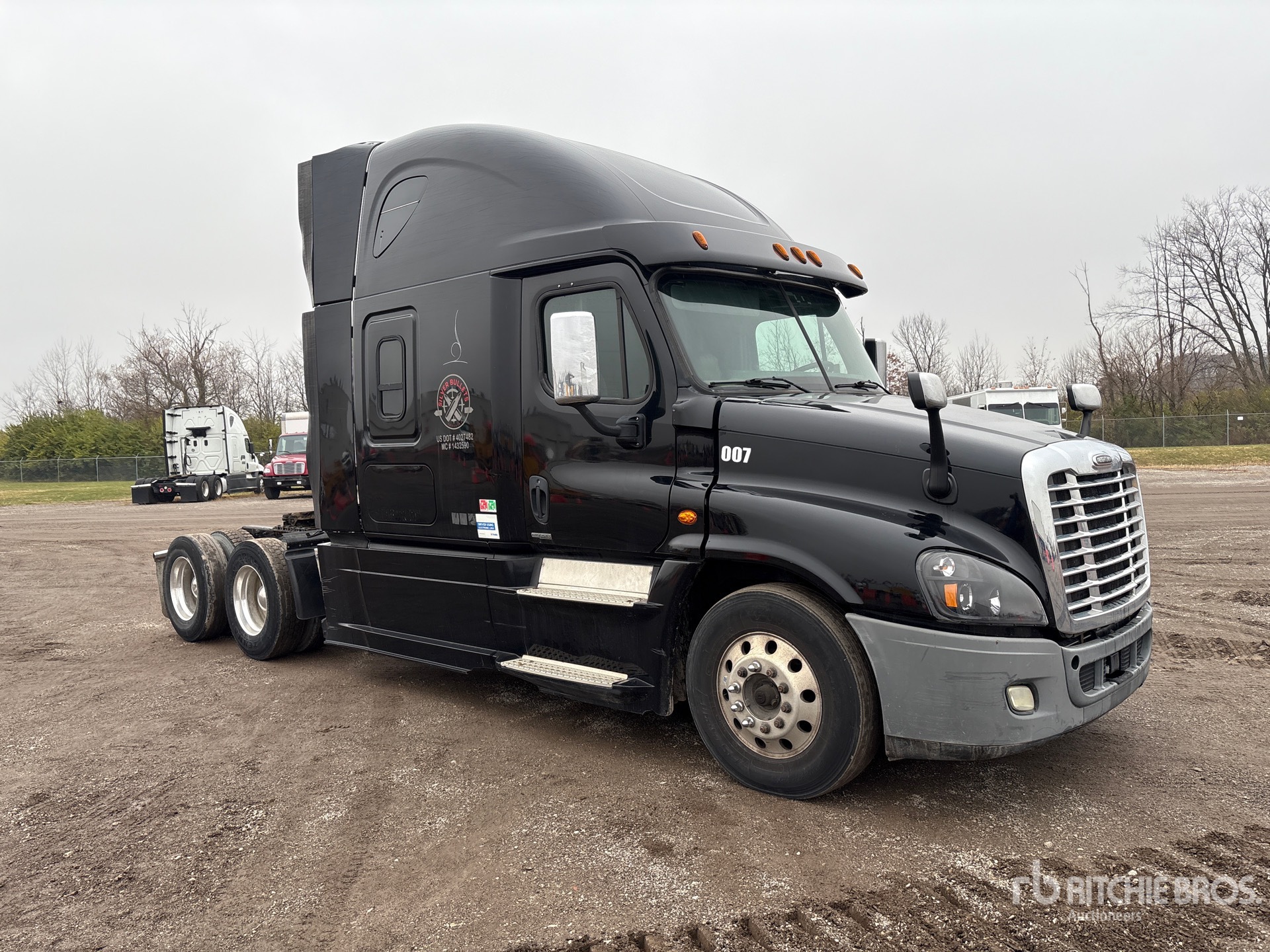 Aspect général with Image, coin avant droit