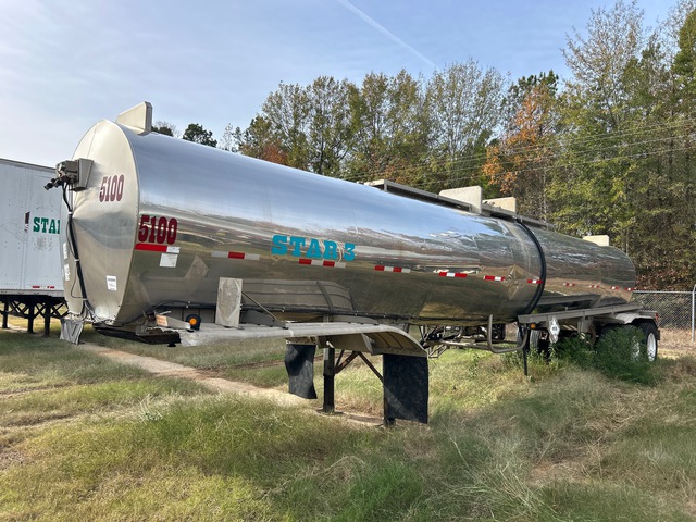 1988 Acro 5100 6000 gal T/A Tanker Trailer