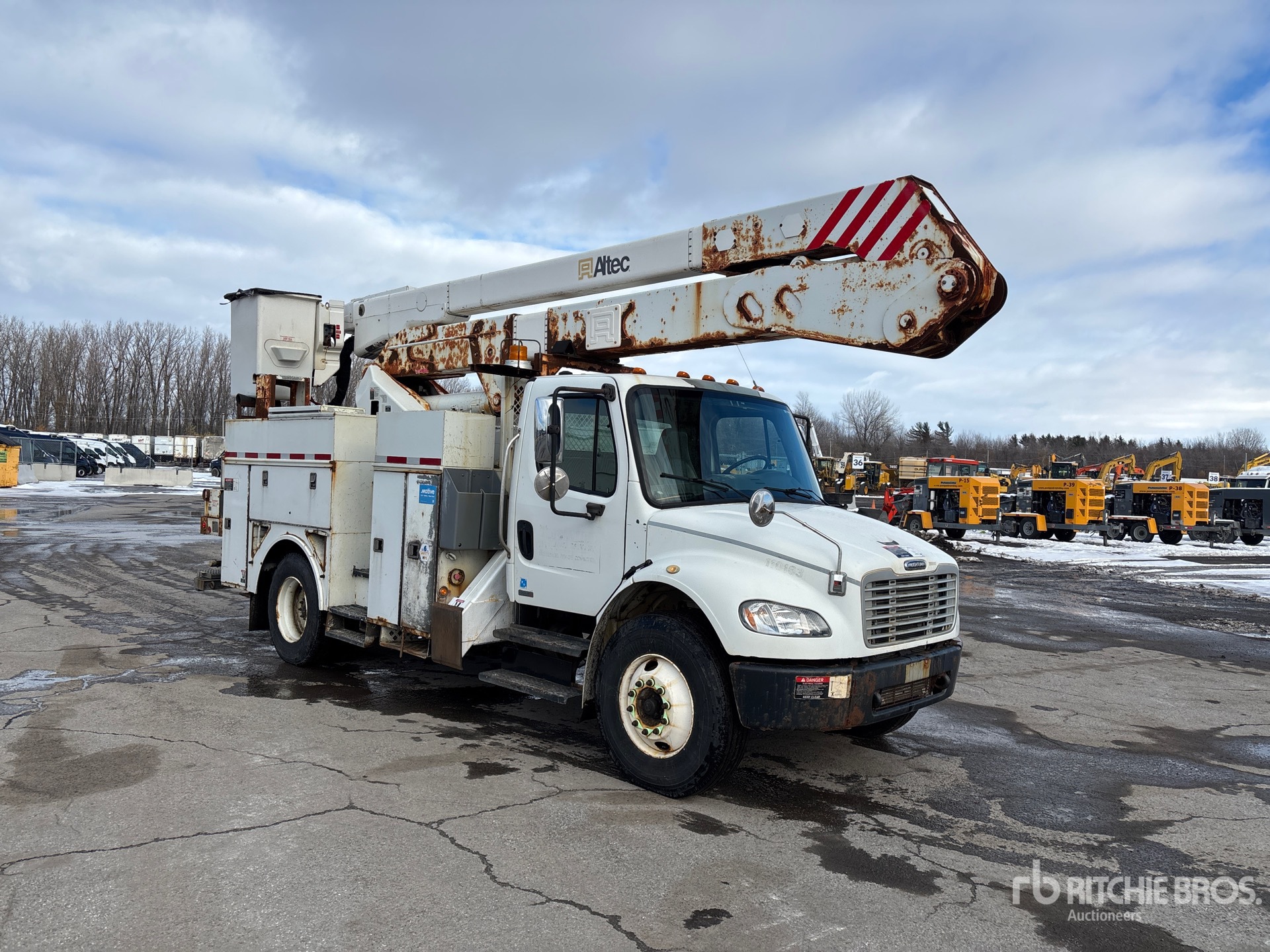 Aspect général with Image, coin avant droit