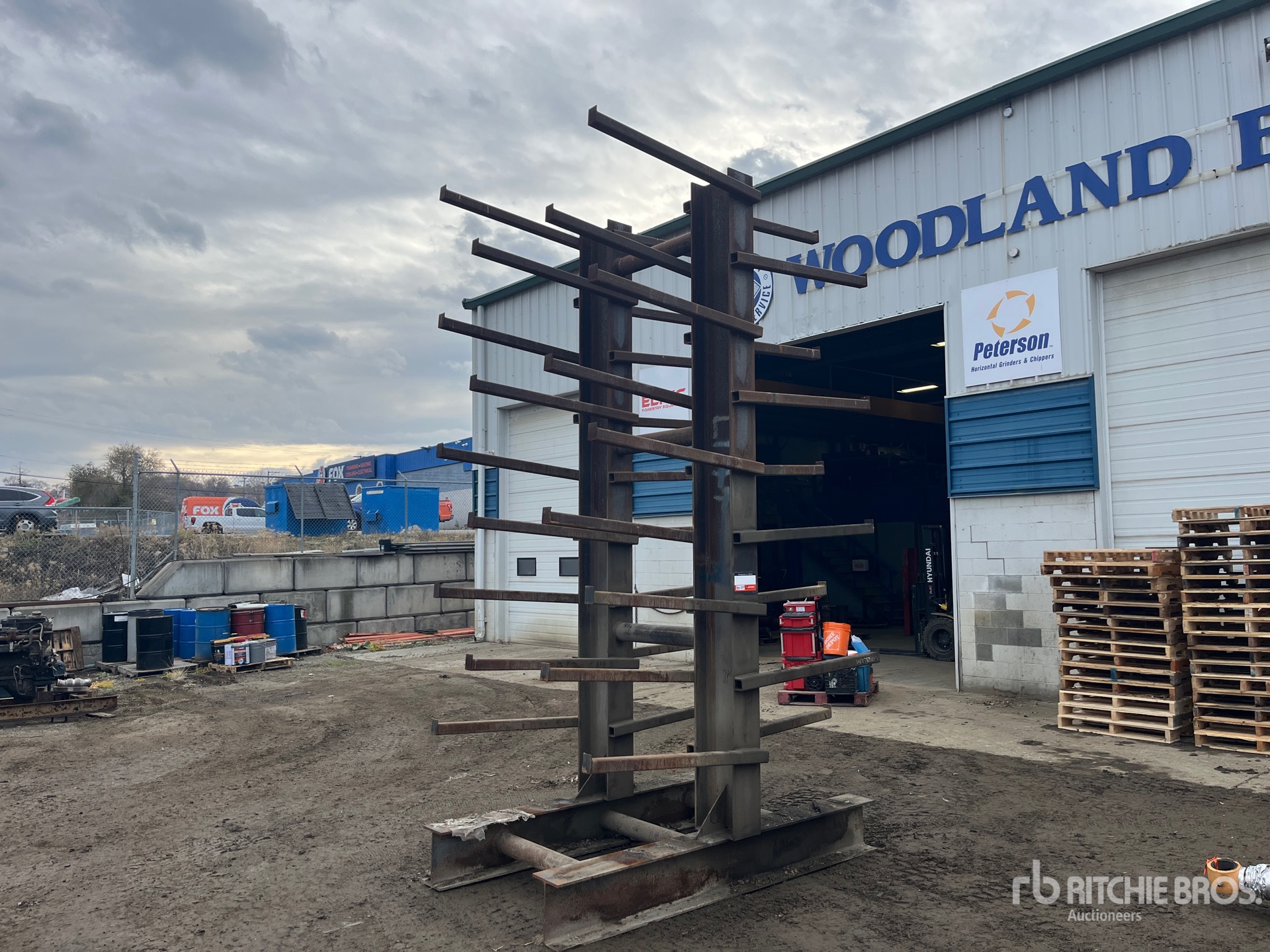 General Appearance with Picture, Right Front Corner