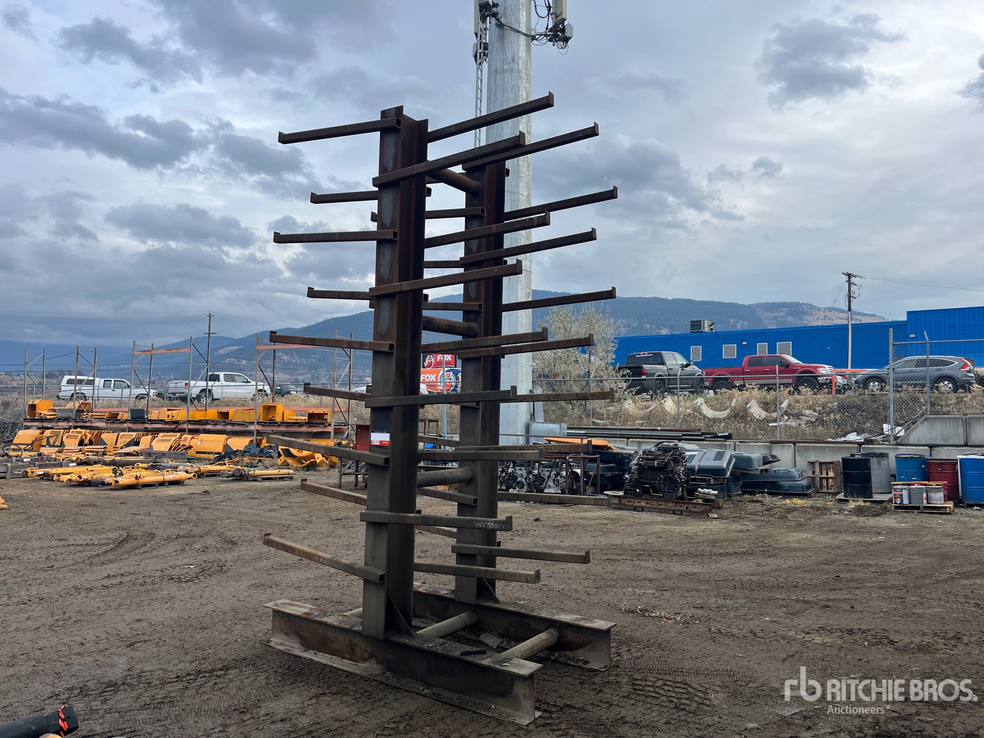 General Appearance with Picture, Left Front Corner