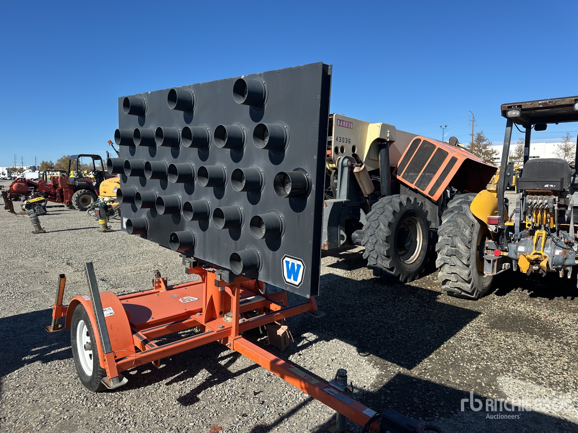 General Appearance with Bild, Ecke vorne rechts