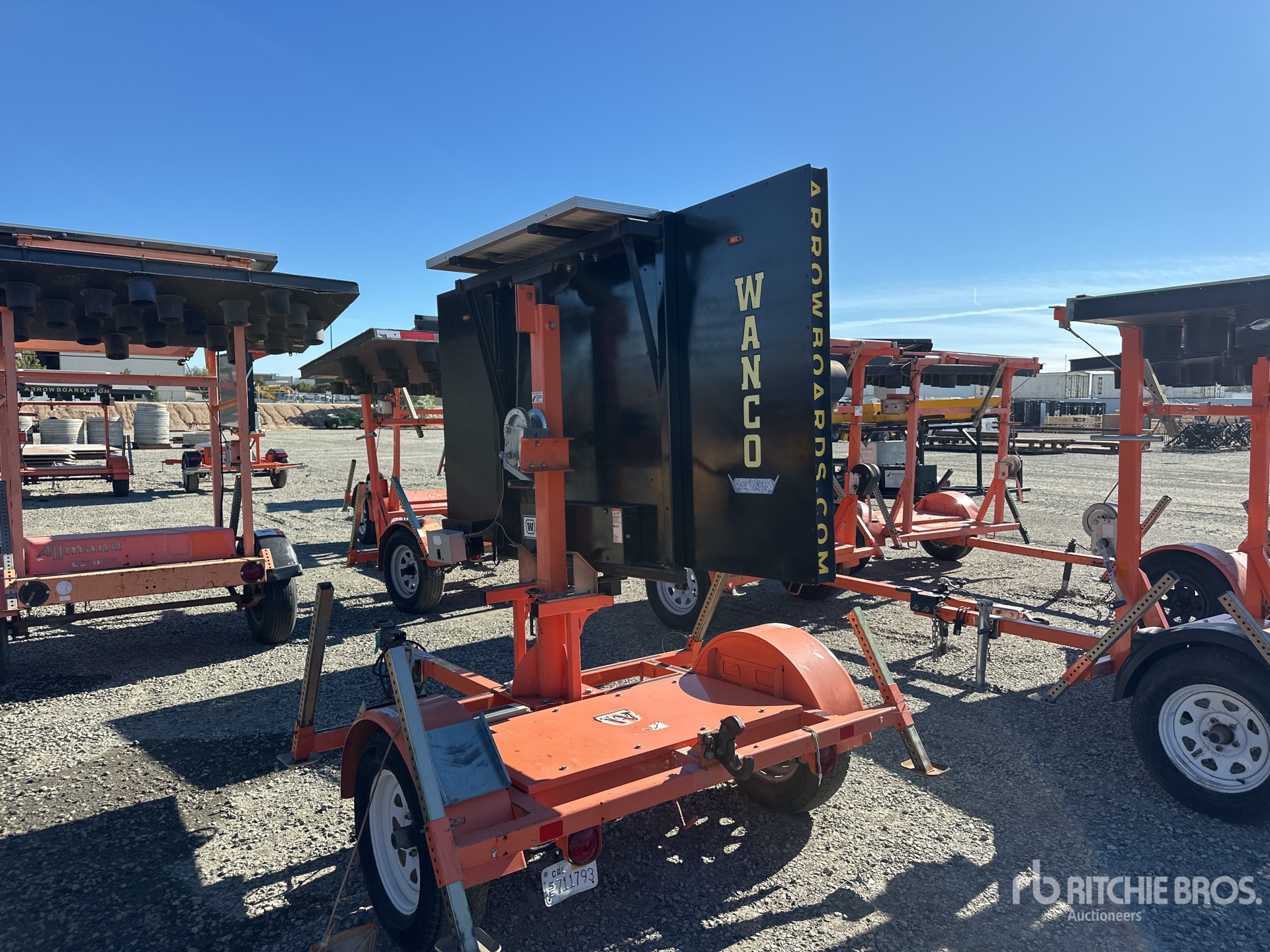 General Appearance with Bild, Ecke hinten links