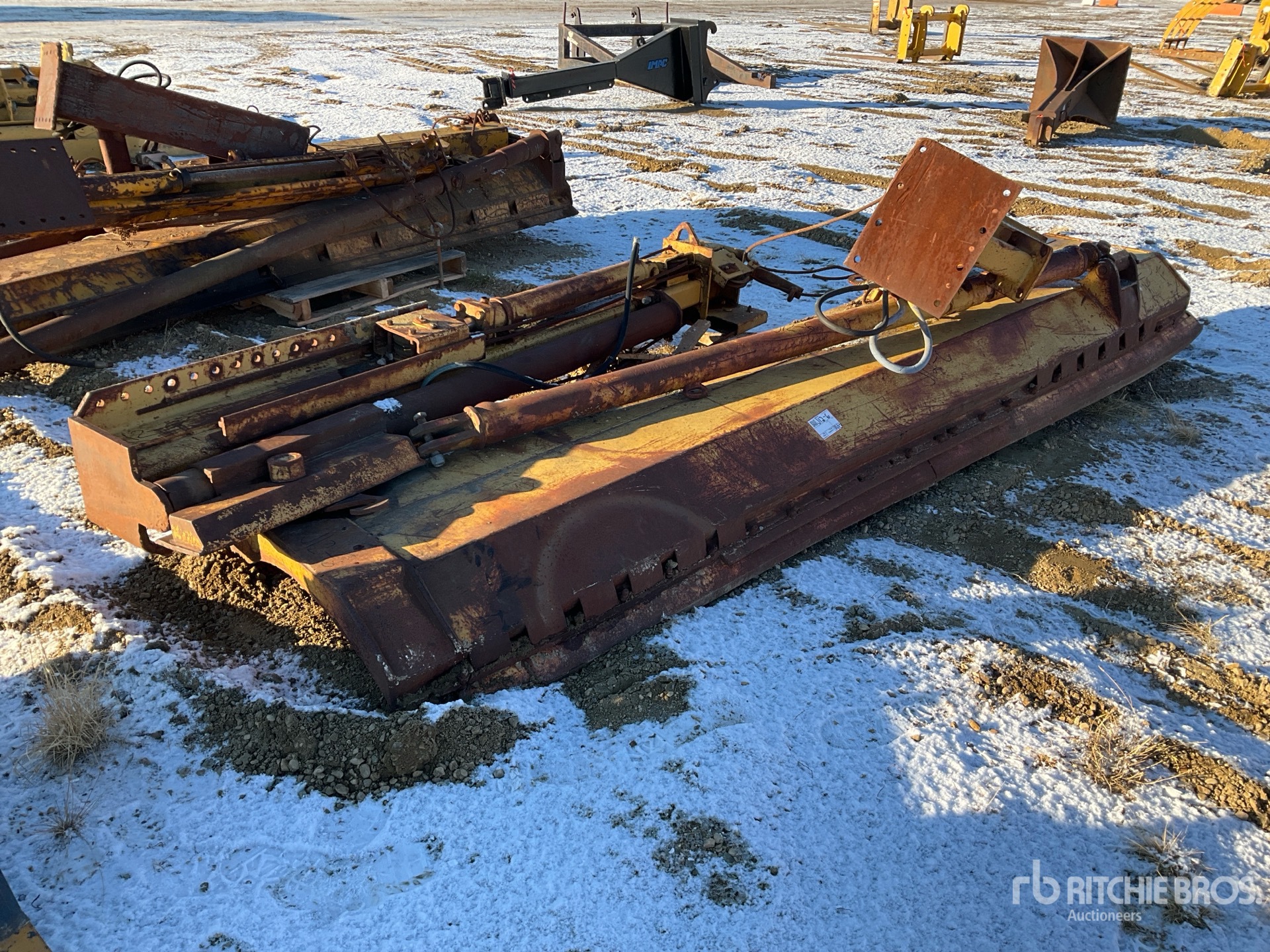 General Appearance with Foto, angolo posteriore sinistro