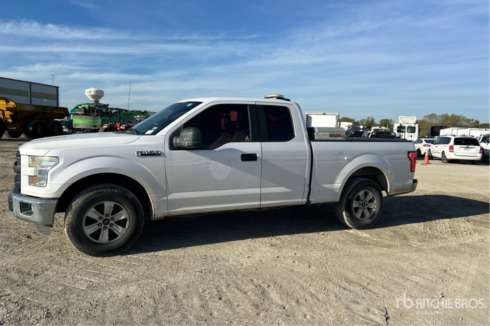 General Appearance with Picture, Left Front Corner