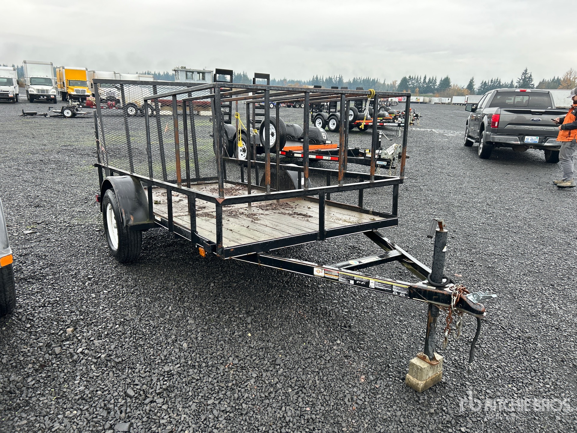 General Appearance with Bild, Ecke vorne rechts