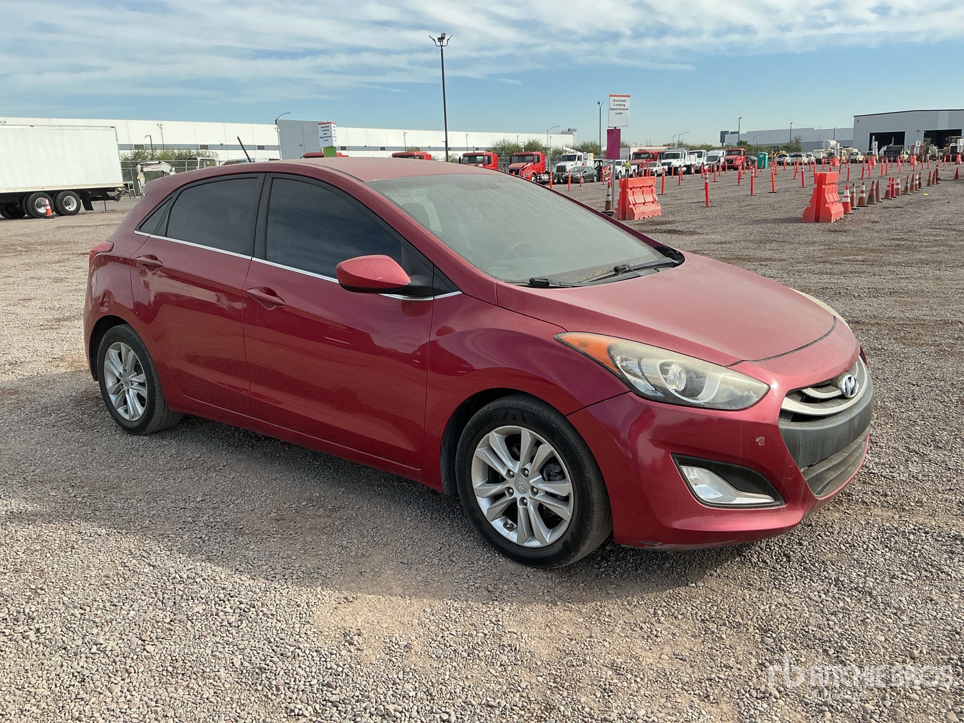 Aspect général with Image, coin avant droit