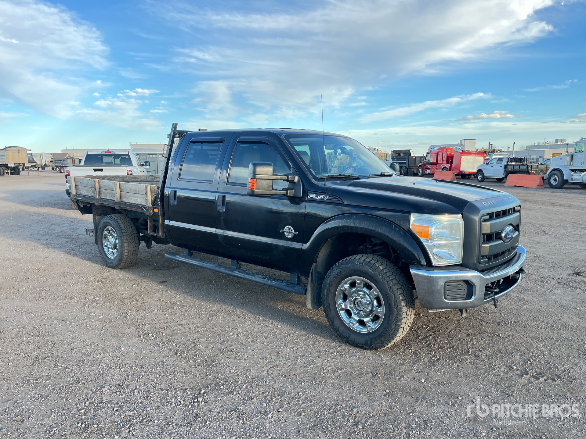 Aspect général with Image, coin avant droit