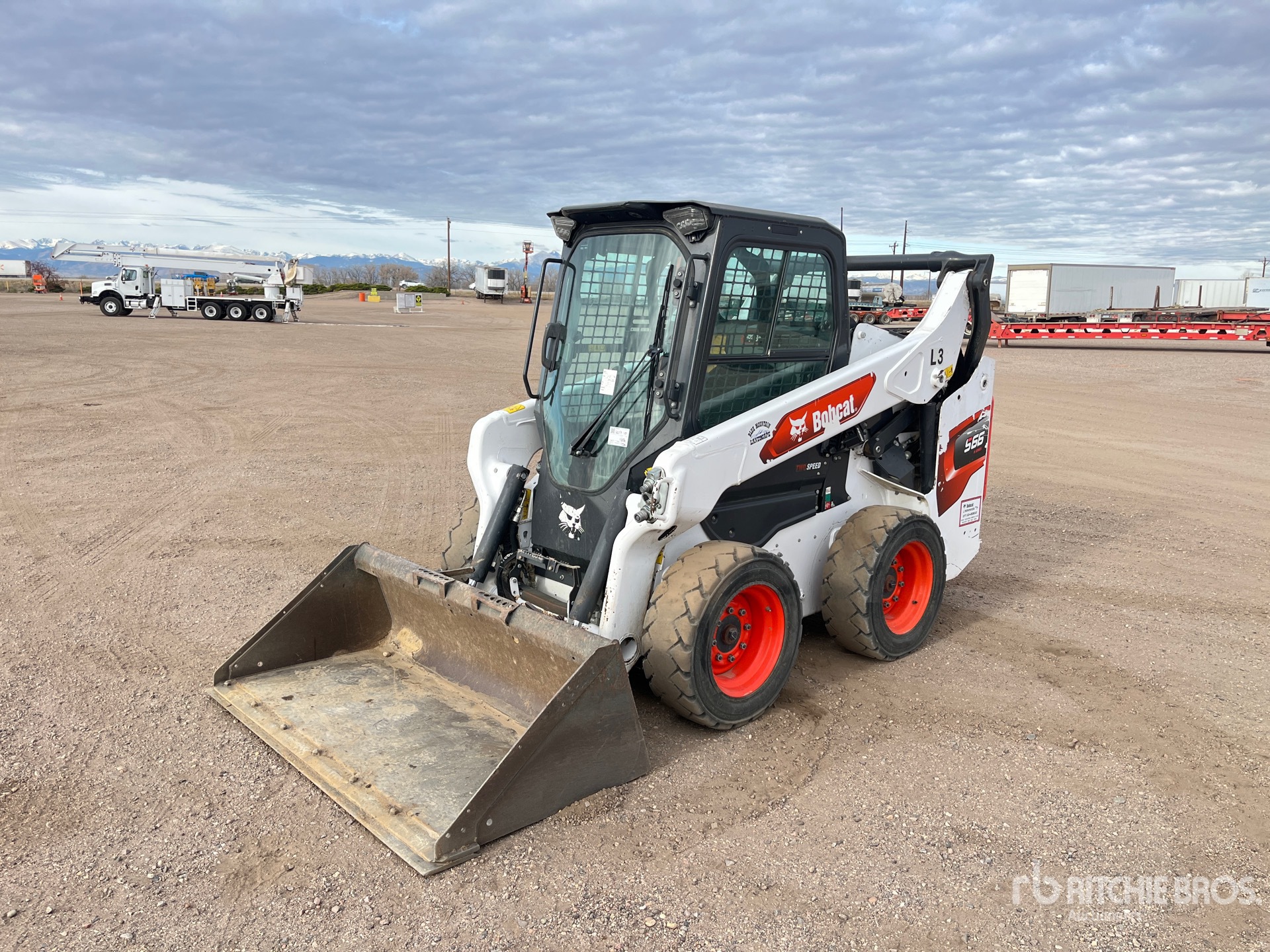 General Appearance with Bild, Ecke vorne links