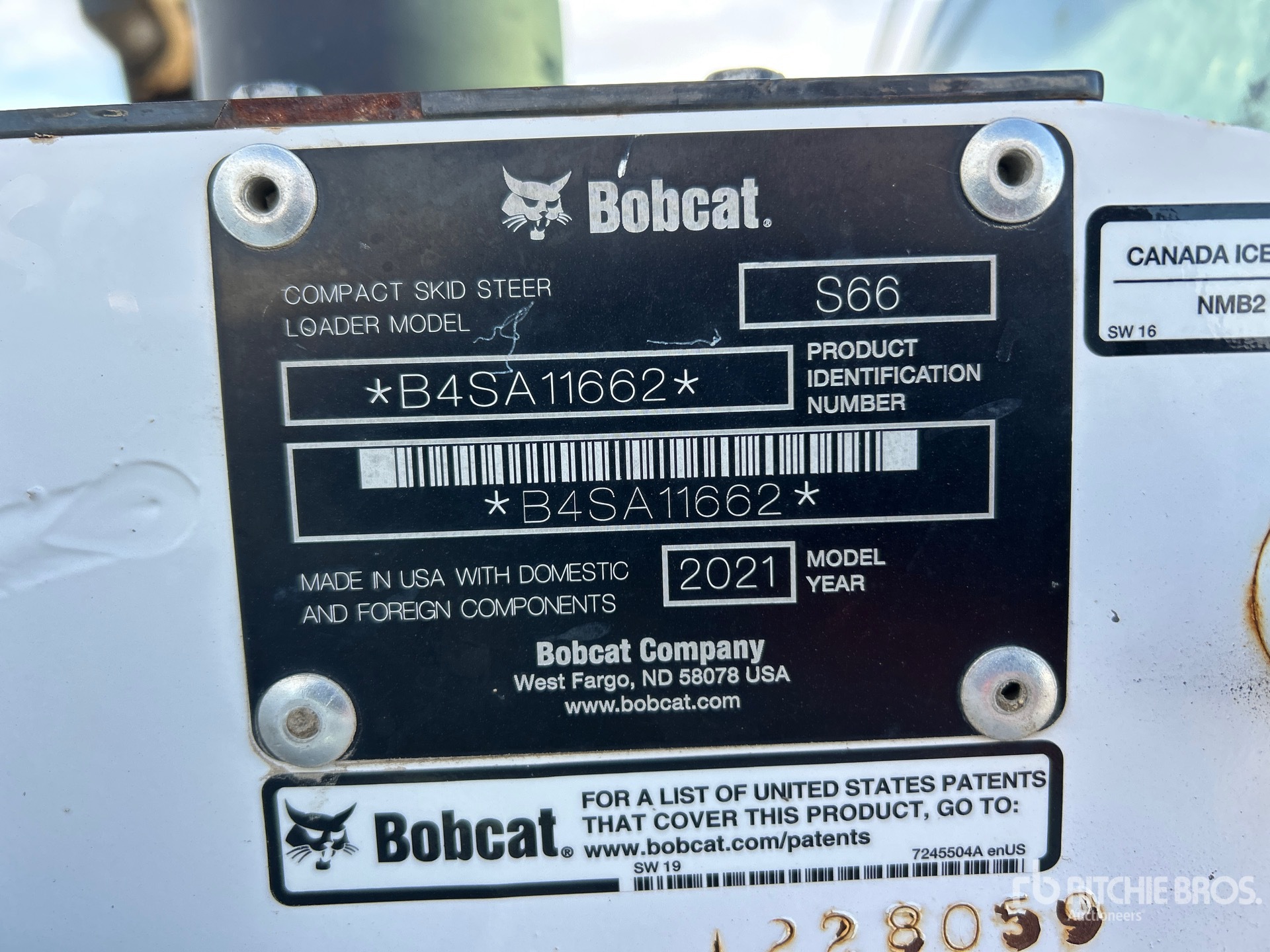 General Appearance with Seriennummer / FIN