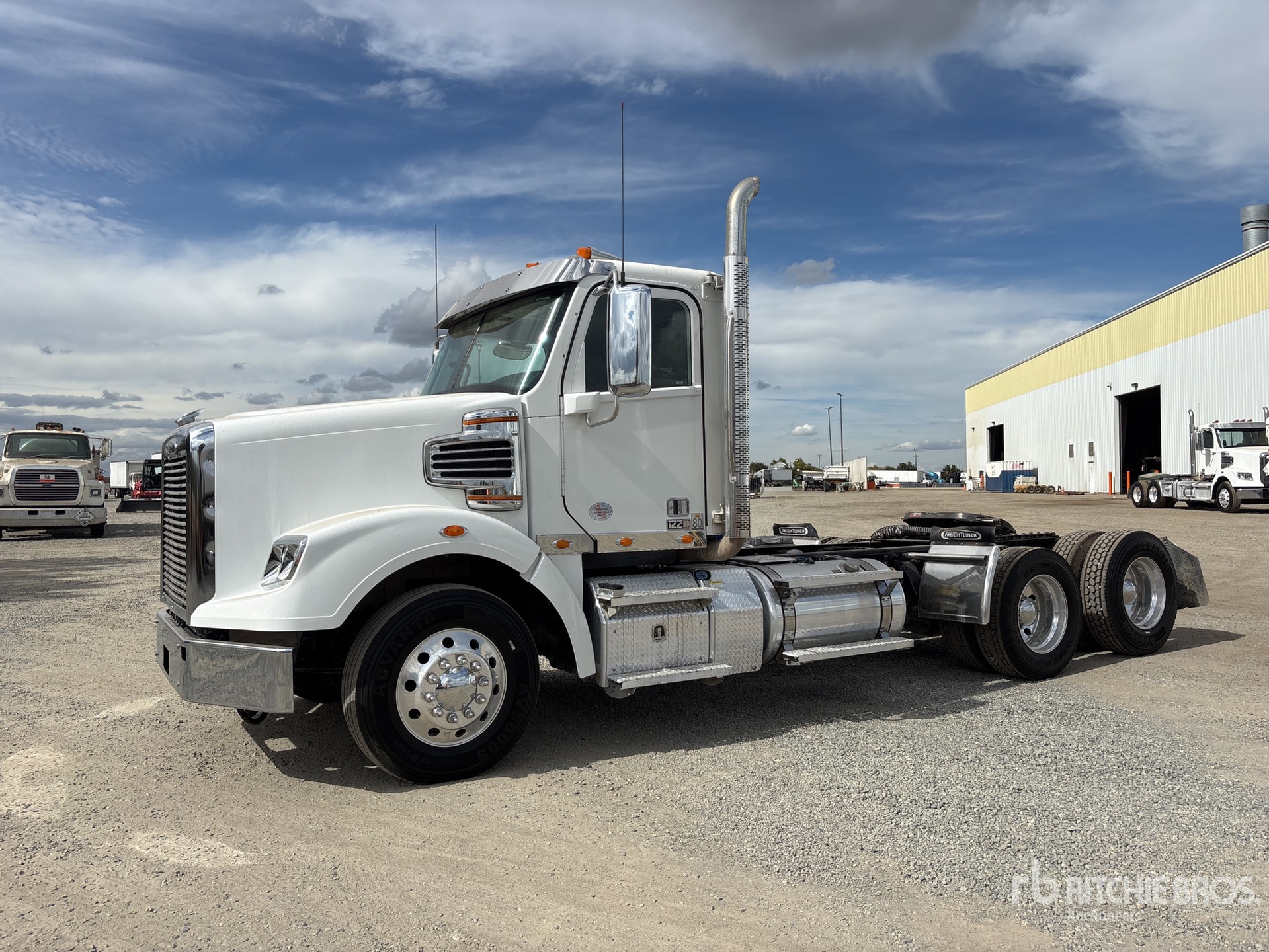 General Appearance with Featured Photo